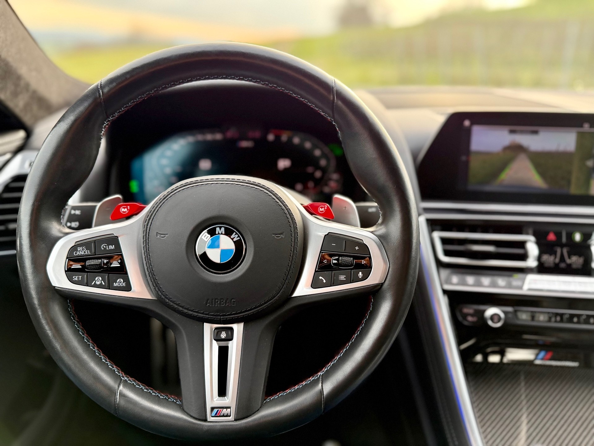 BMW M8 xDrive Steptronic M Competition-image-11