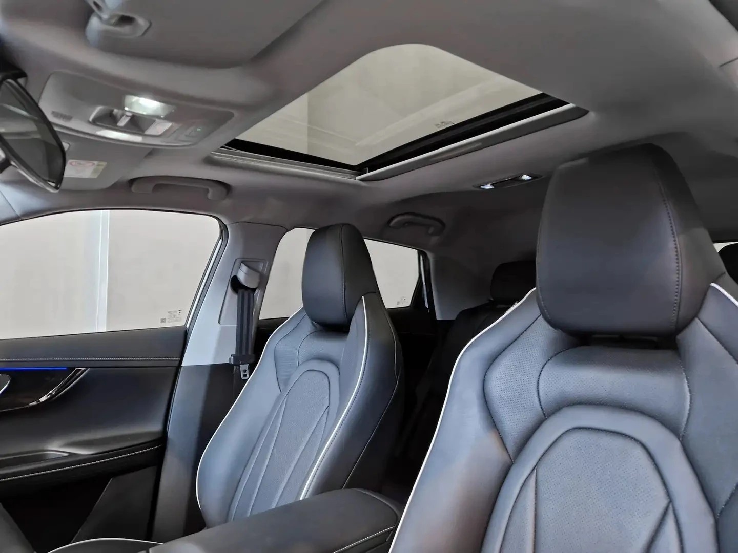 OMODA 5 EV PREMIUM-image-4