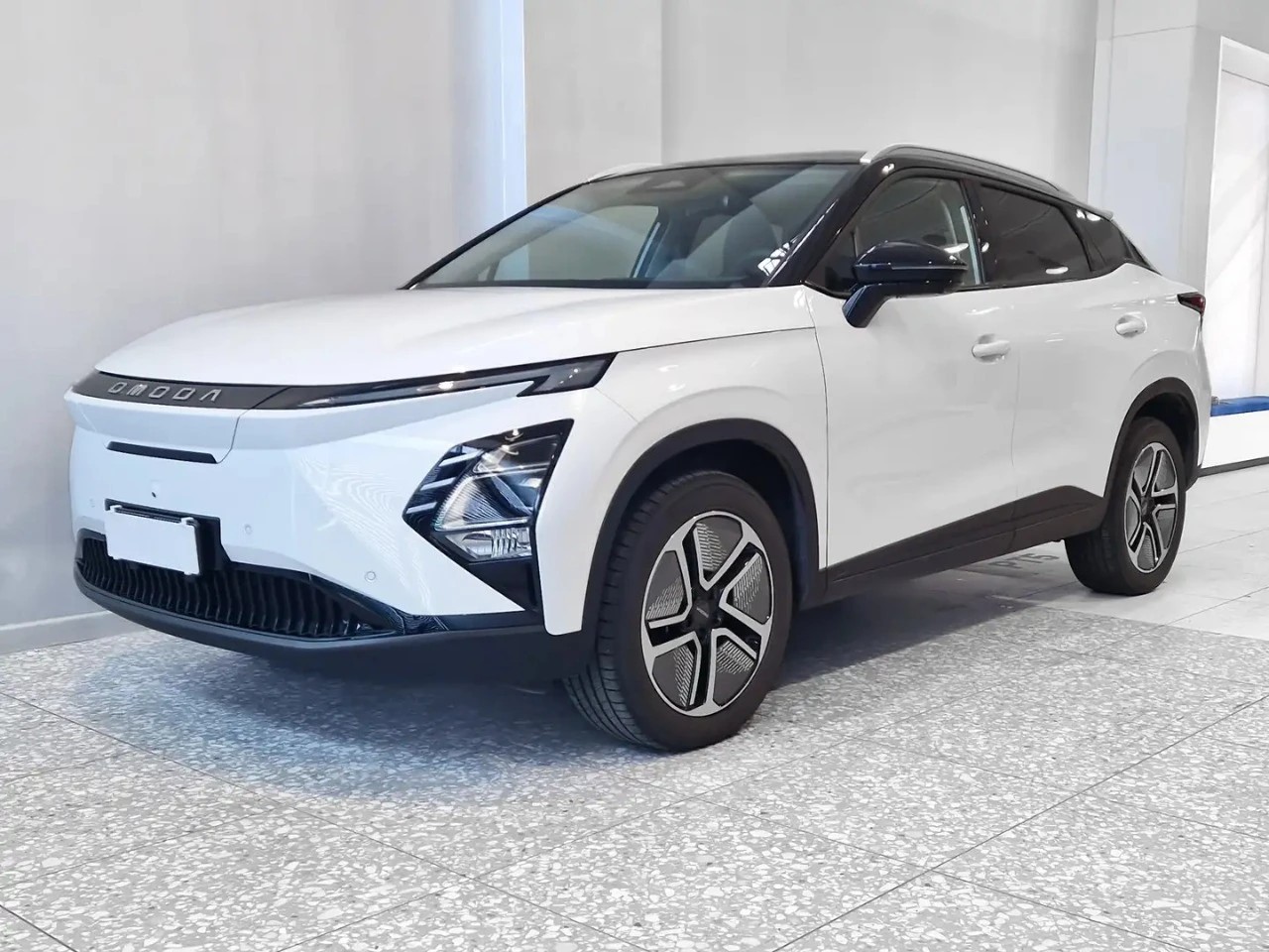 OMODA 5 EV PREMIUM