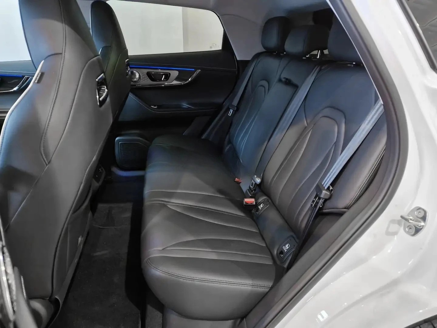 OMODA 5 EV PREMIUM-image-11
