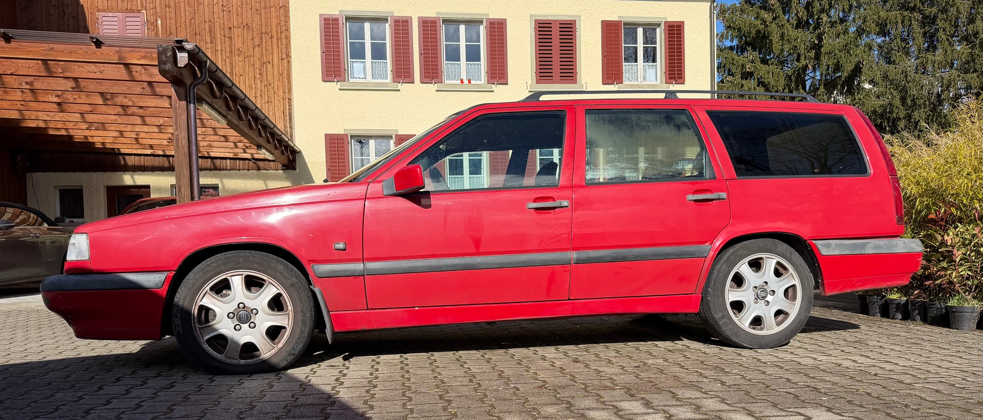 VOLVO 850 2.4-image-2