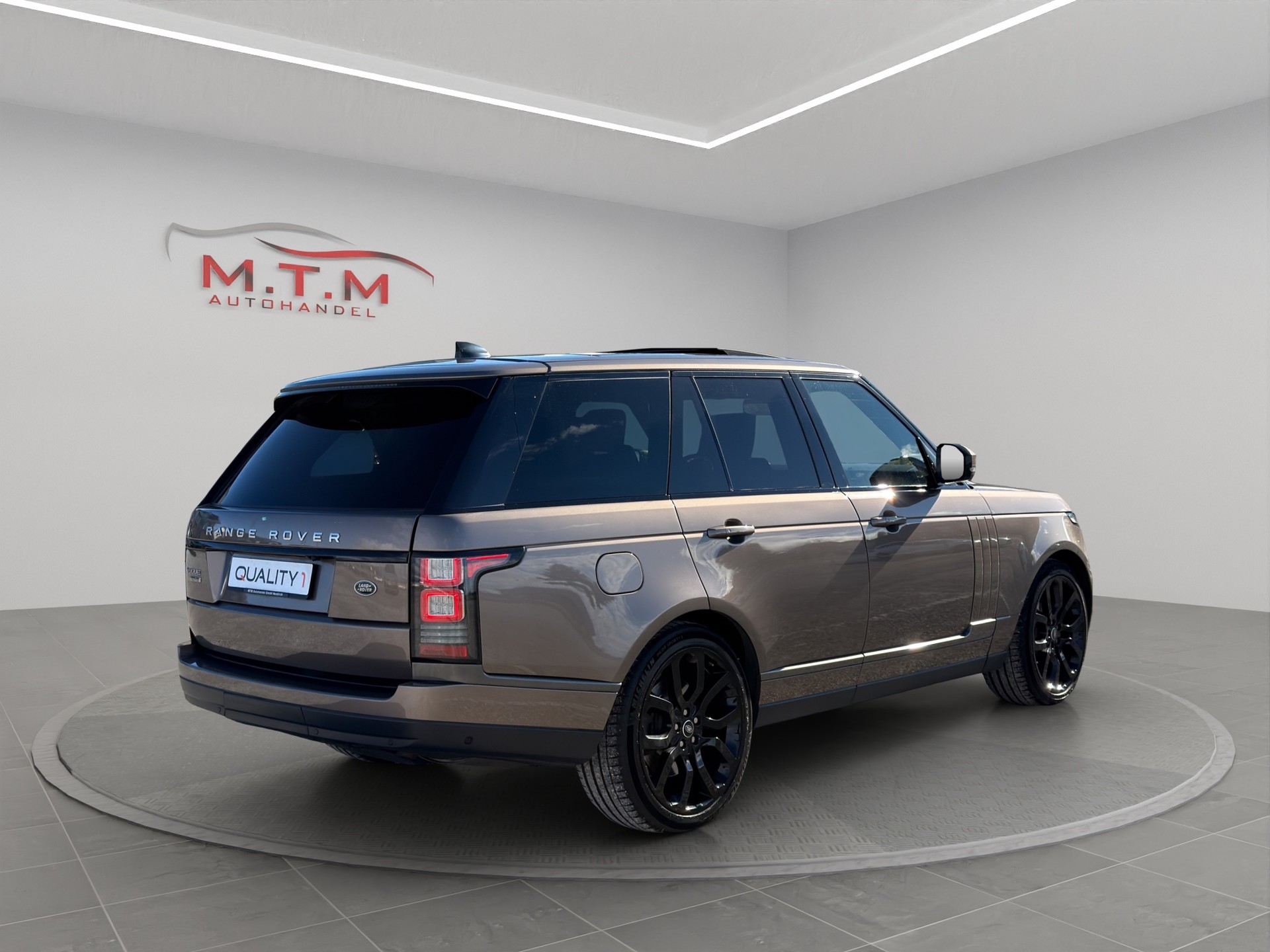 LAND ROVER Range Rover 4.4 SDV8 Vogue Automatic-image-8