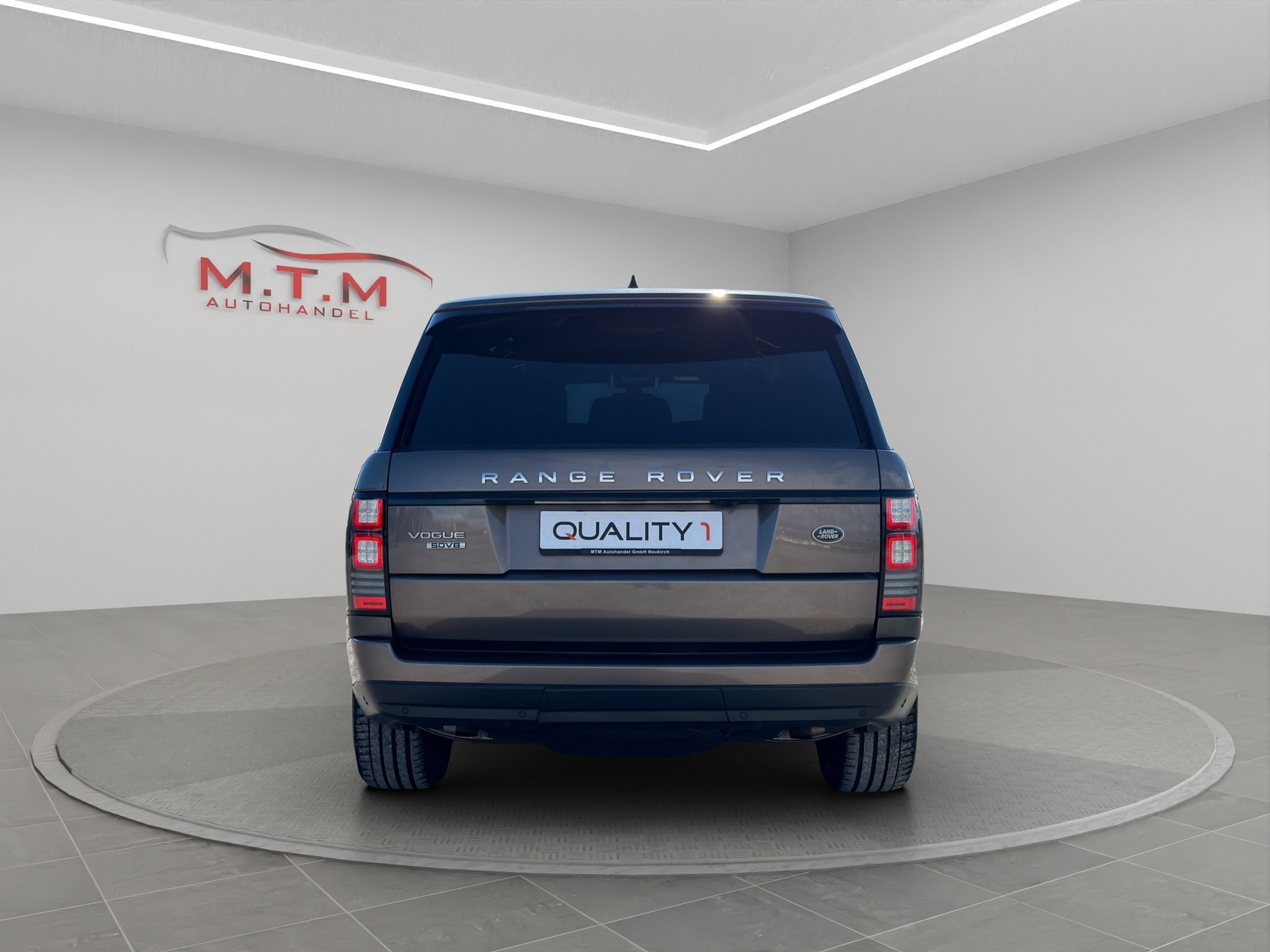 LAND ROVER Range Rover 4.4 SDV8 Vogue Automatic-image-7