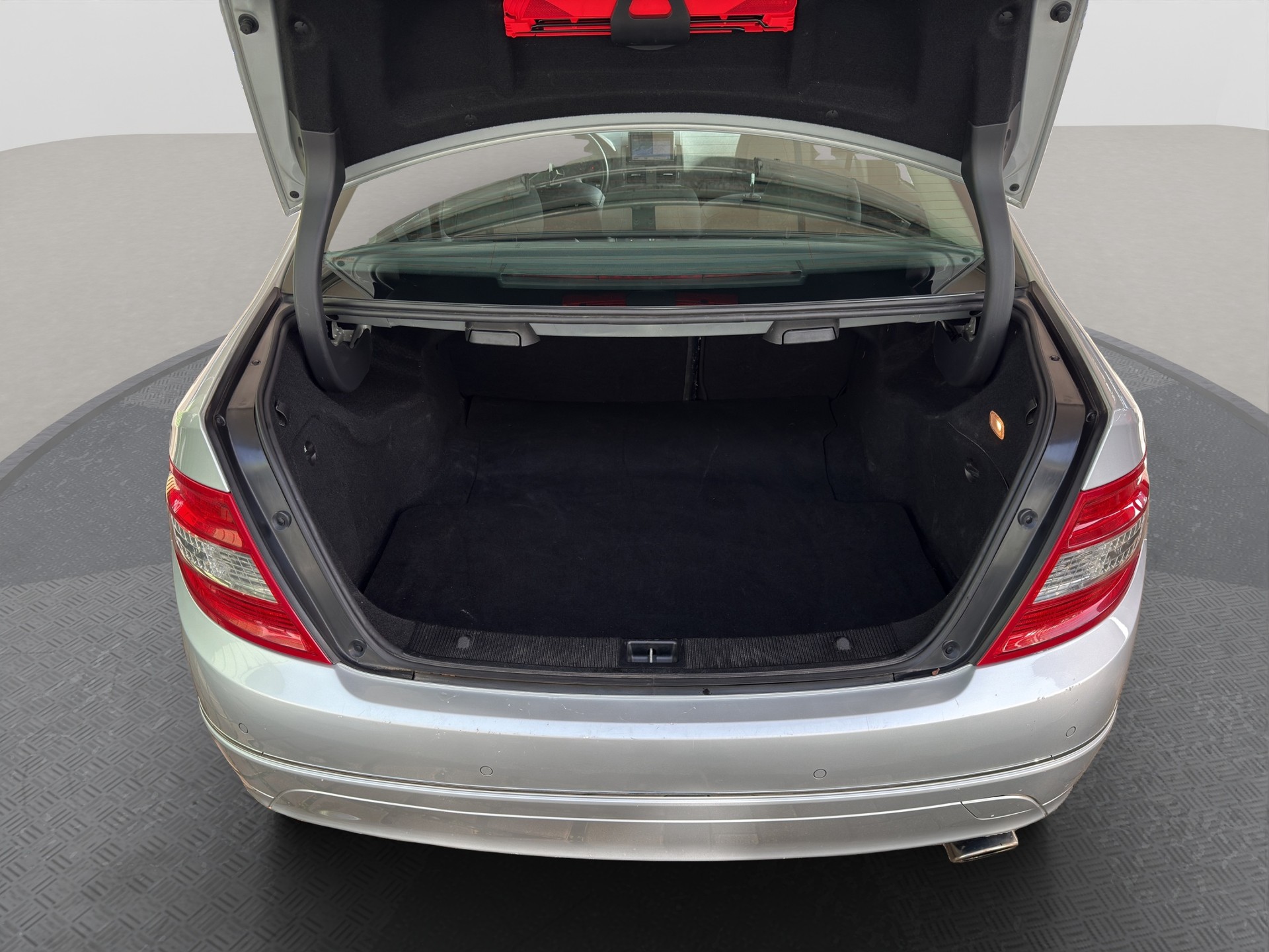 MERCEDES-BENZ C 350 Avantgarde 4Matic 7G-Tronic-image-16