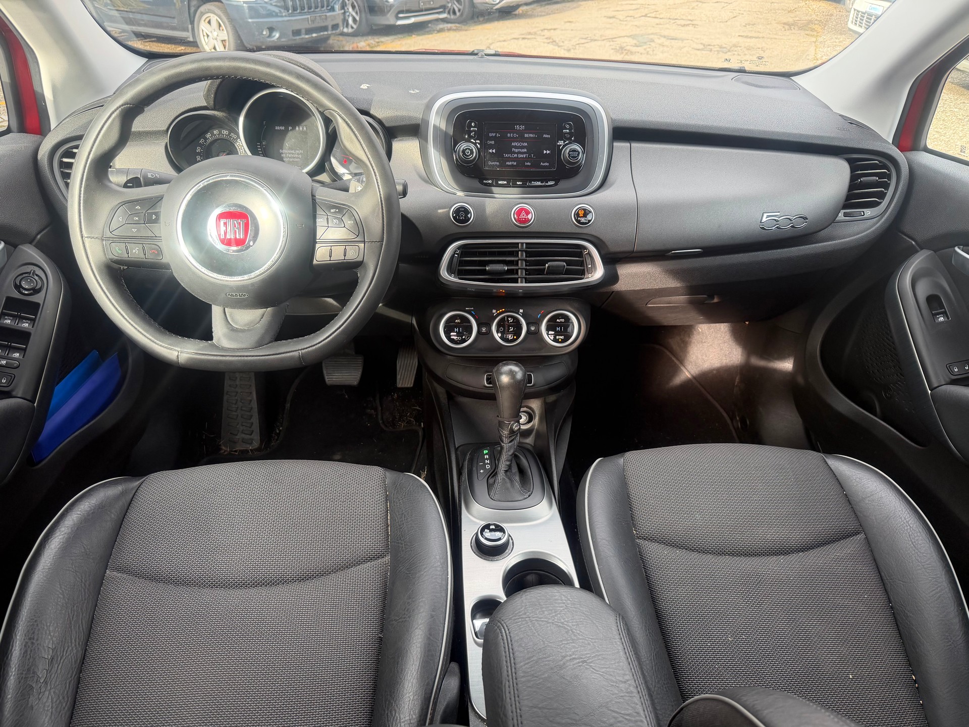 FIAT 500X 2.0 MJ Cross 4x4 Automatic-image-9