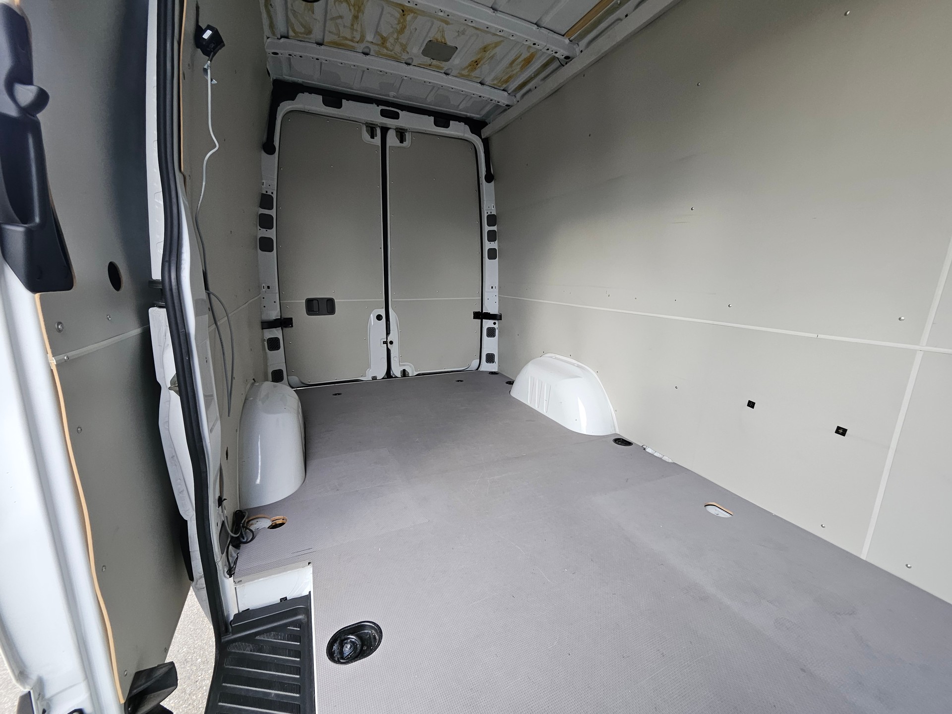 MERCEDES-BENZ Sprinter 315 CDI Standard-image-6