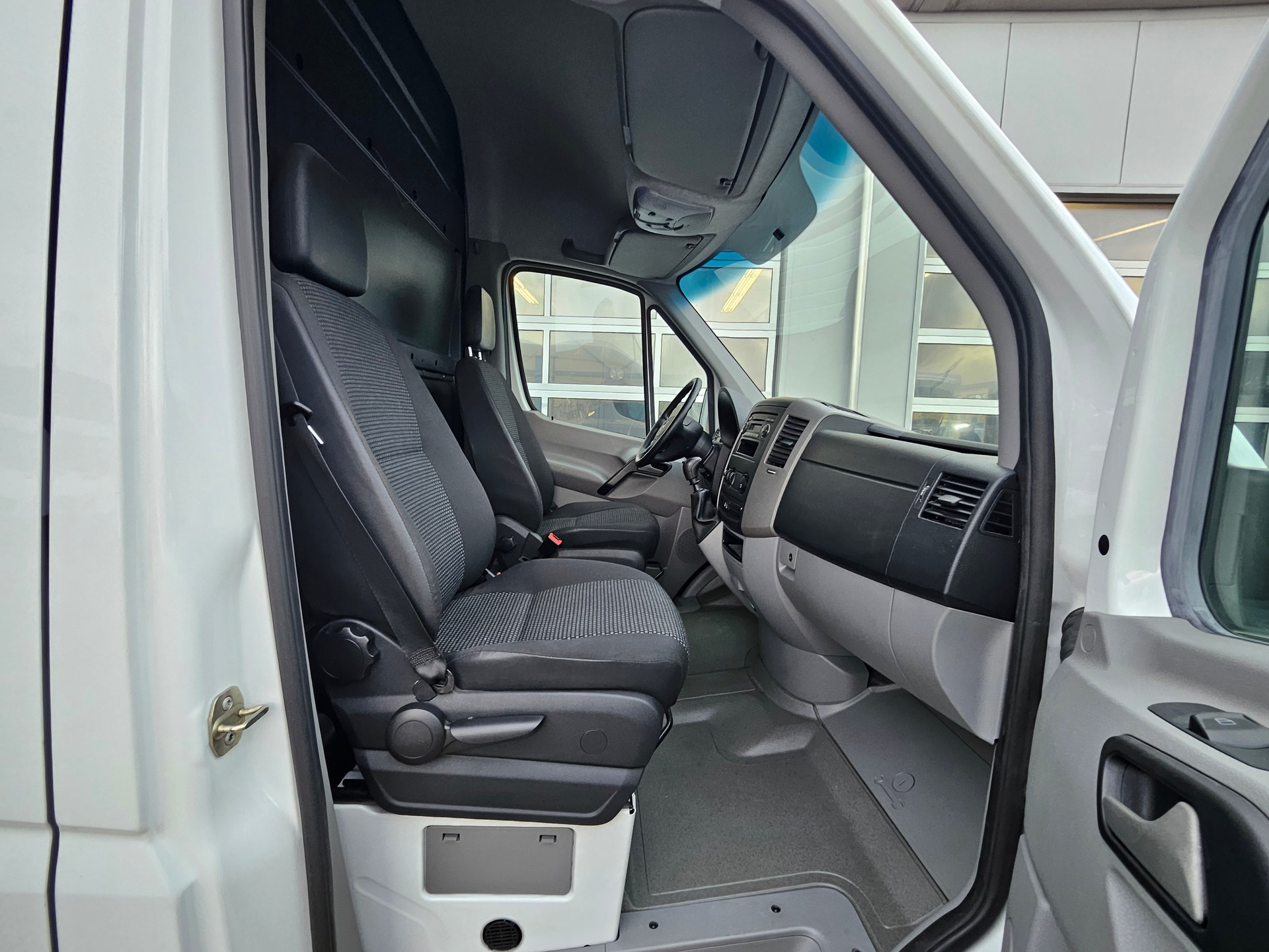 MERCEDES-BENZ Sprinter 315 CDI Standard-image-12