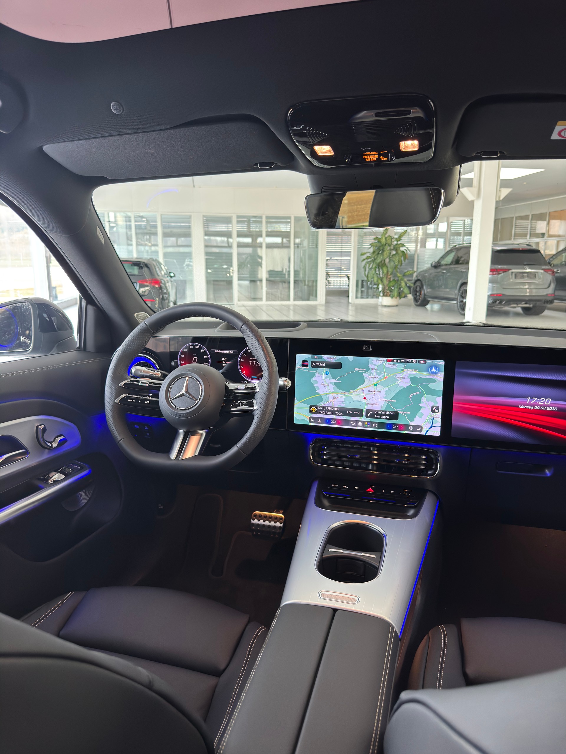 MERCEDES-BENZ GLB 350 4MATIC EQ-image-13