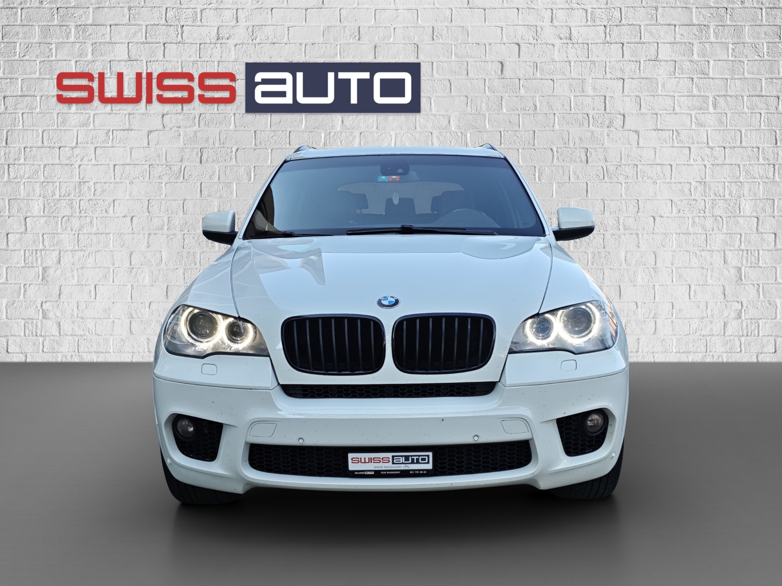 BMW X5 xDrive 40d Steptronic M-Sportpaket-showroom-element-1