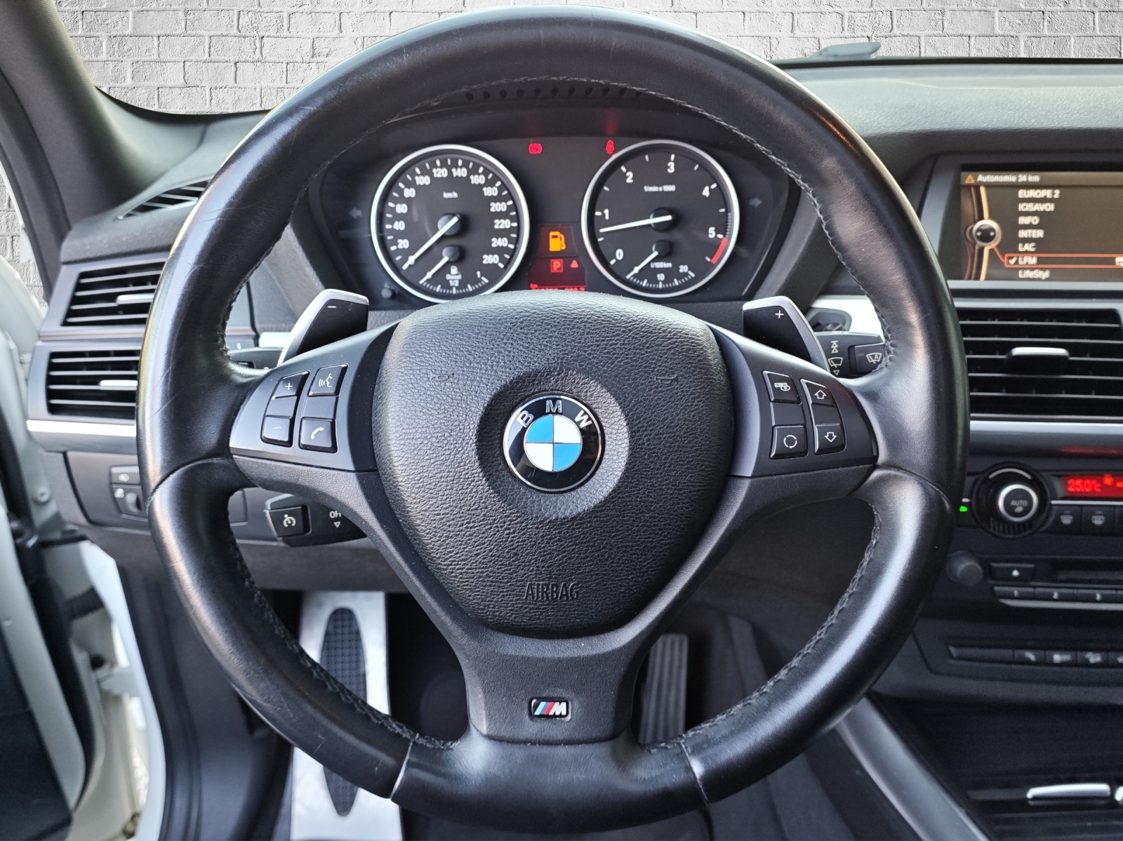 BMW X5 xDrive 40d Steptronic M-Sportpaket-image-12