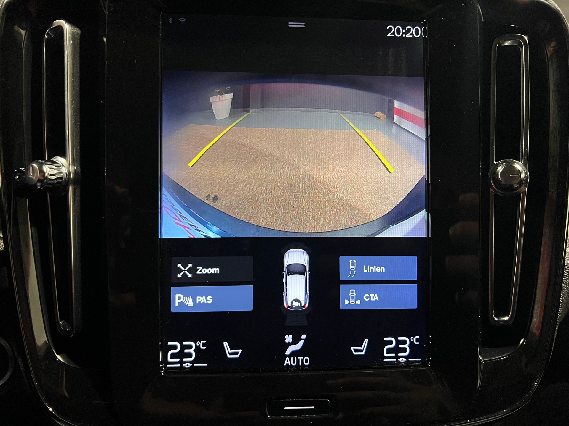 VOLVO XC40 D3 AWD Inscription Geartronic-image-17