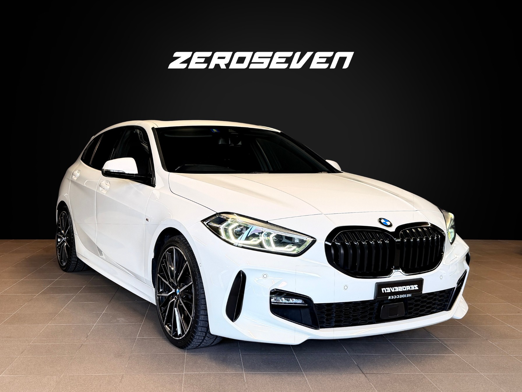 BMW 120d xDrive Steptronic Pure M Sport-image-10