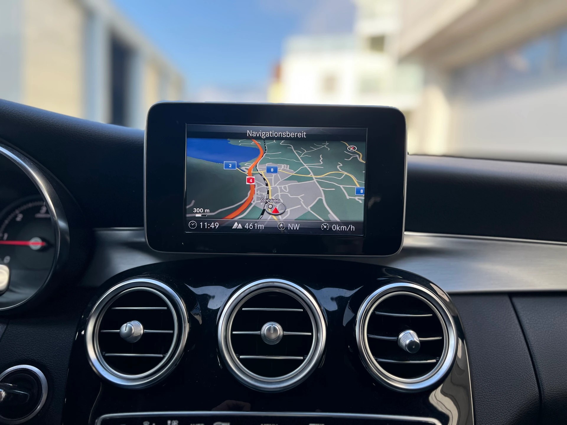 MERCEDES-BENZ C 250 BlueTEC AMG Line 4Matic 9G-Tronic-image-17