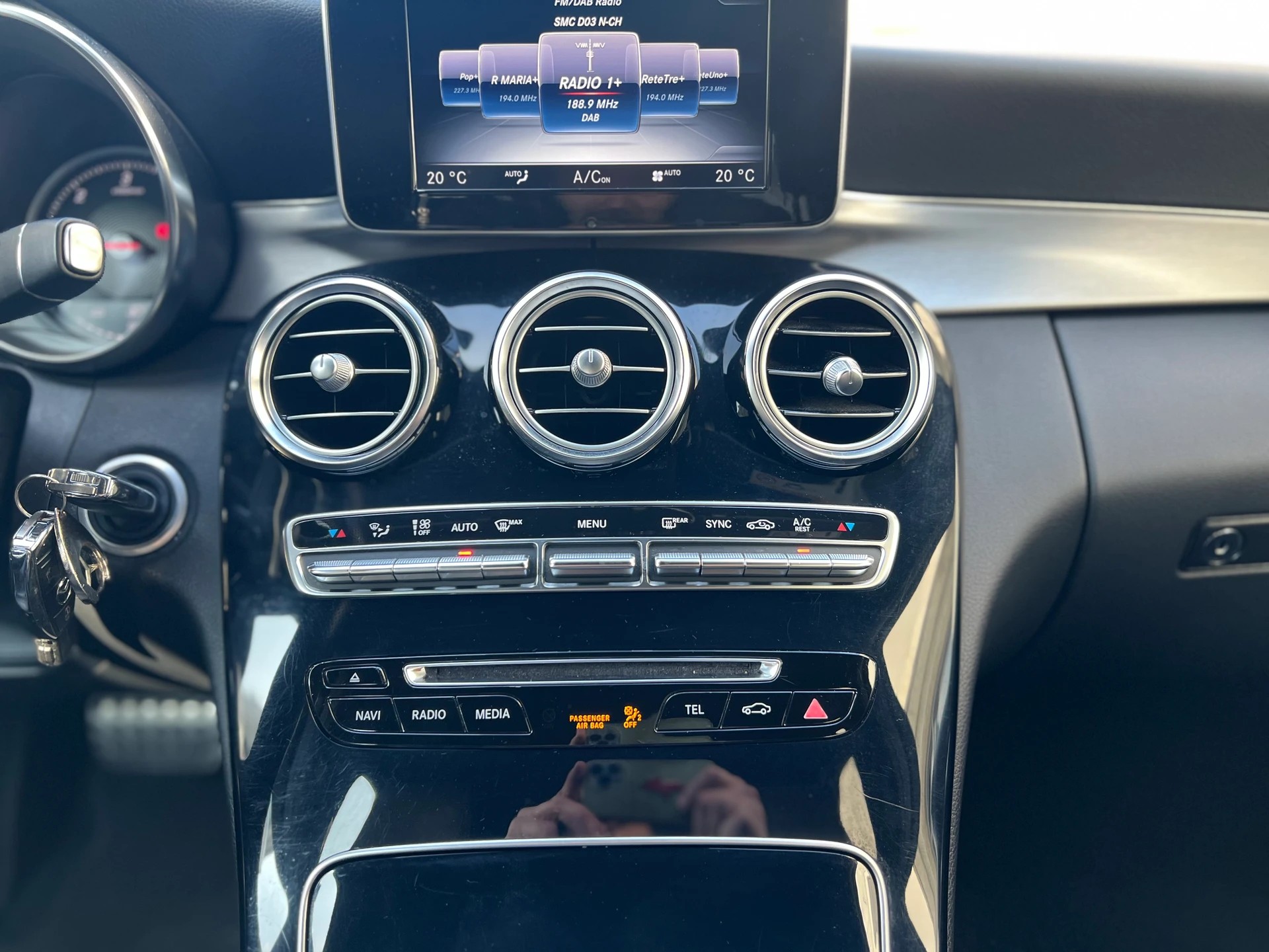 MERCEDES-BENZ C 250 BlueTEC AMG Line 4Matic 9G-Tronic-image-19