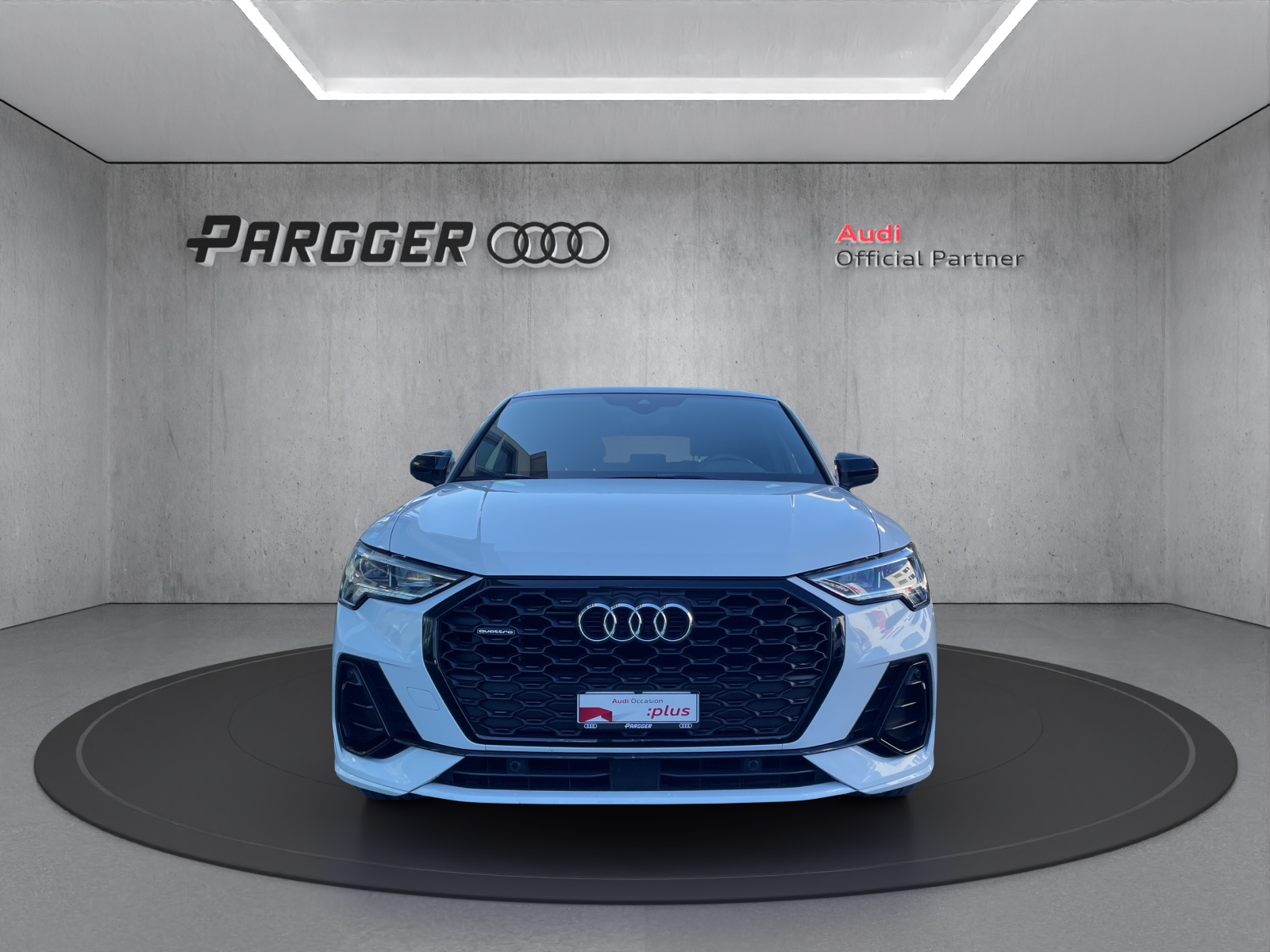 AUDI Q3 Sportback 45 TFSI S line quattro S-tronic-showroom-element-1
