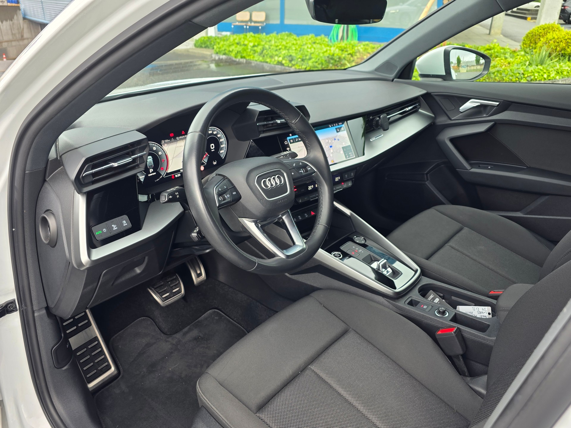 AUDI A3 Sportback 35 TFSI Attraction S-tronic-image-10