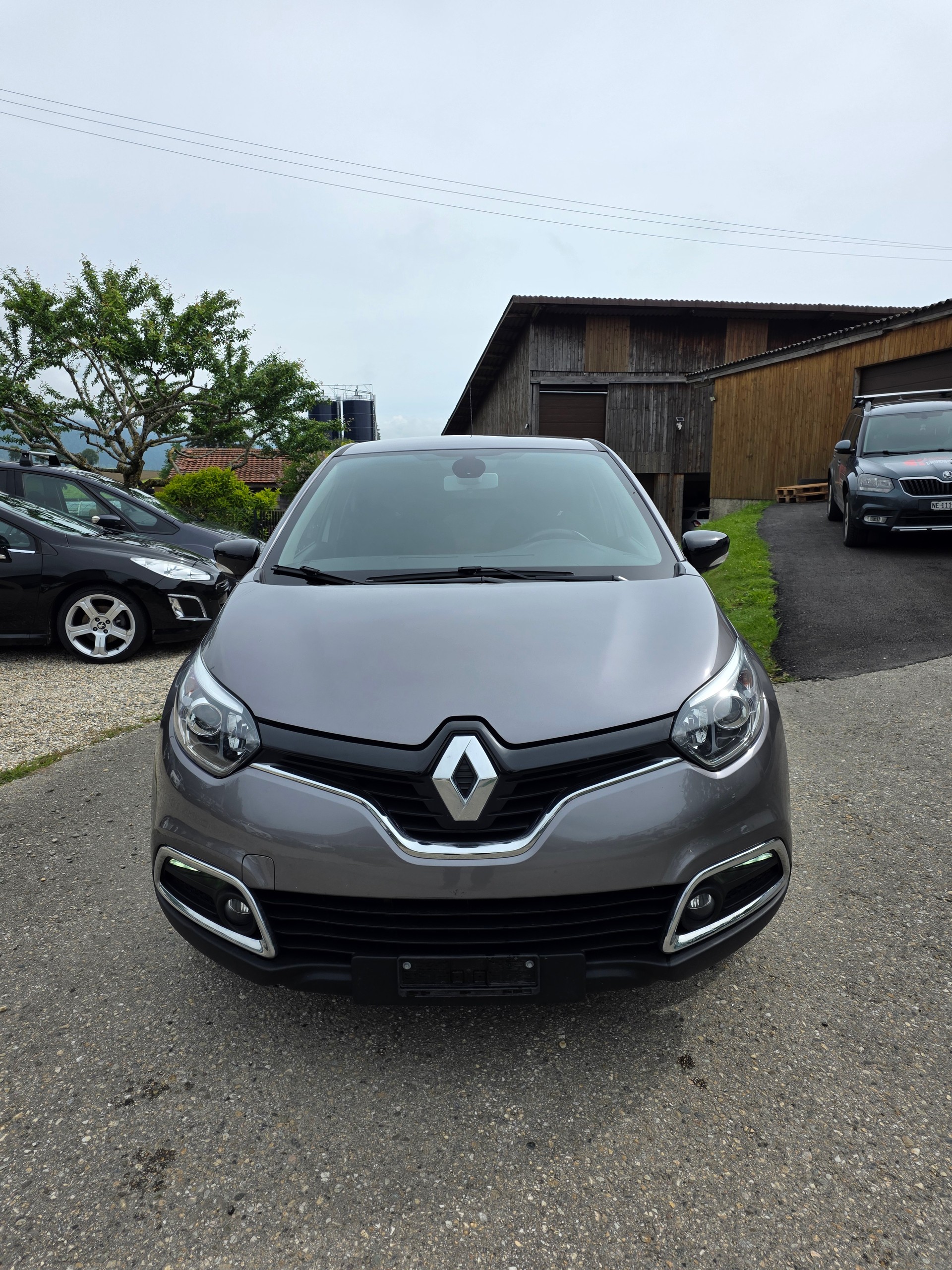 RENAULT Captur 1.2 T 16V Dynamique EDC-image-1