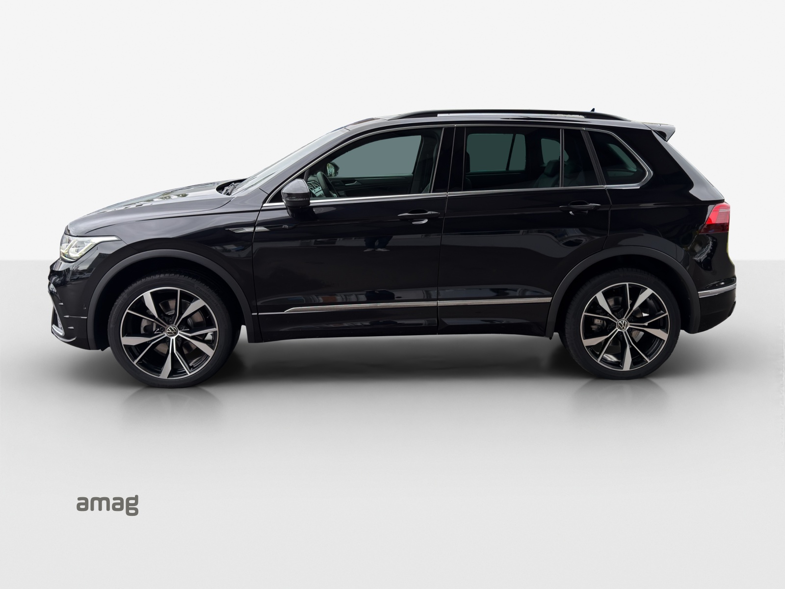 VW Tiguan 2.0TSI R-Line 4Motion DSG-showroom-element-1