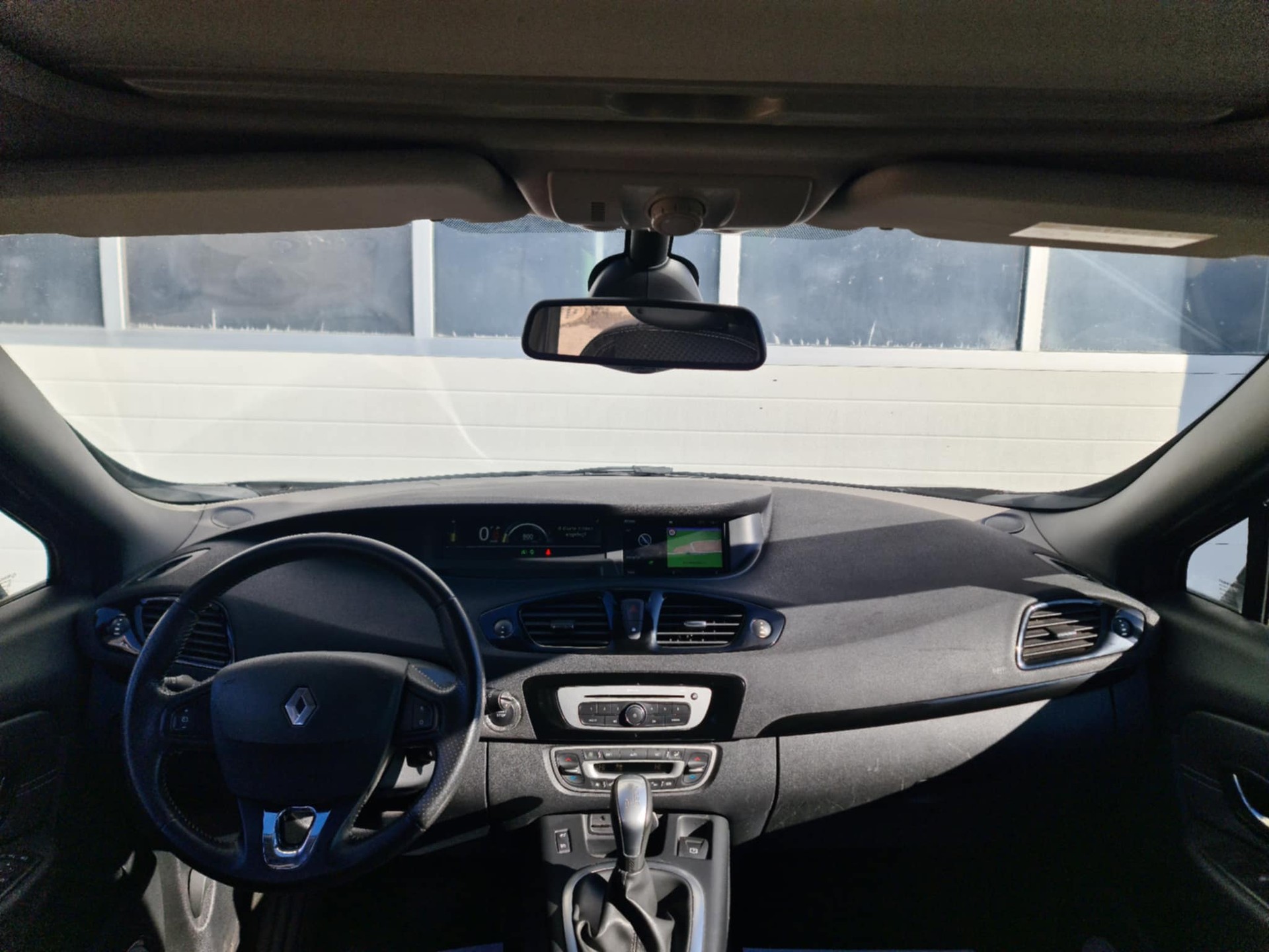 RENAULT Grand Scénic 1.5 dCi Swiss Edition EDC-image-9