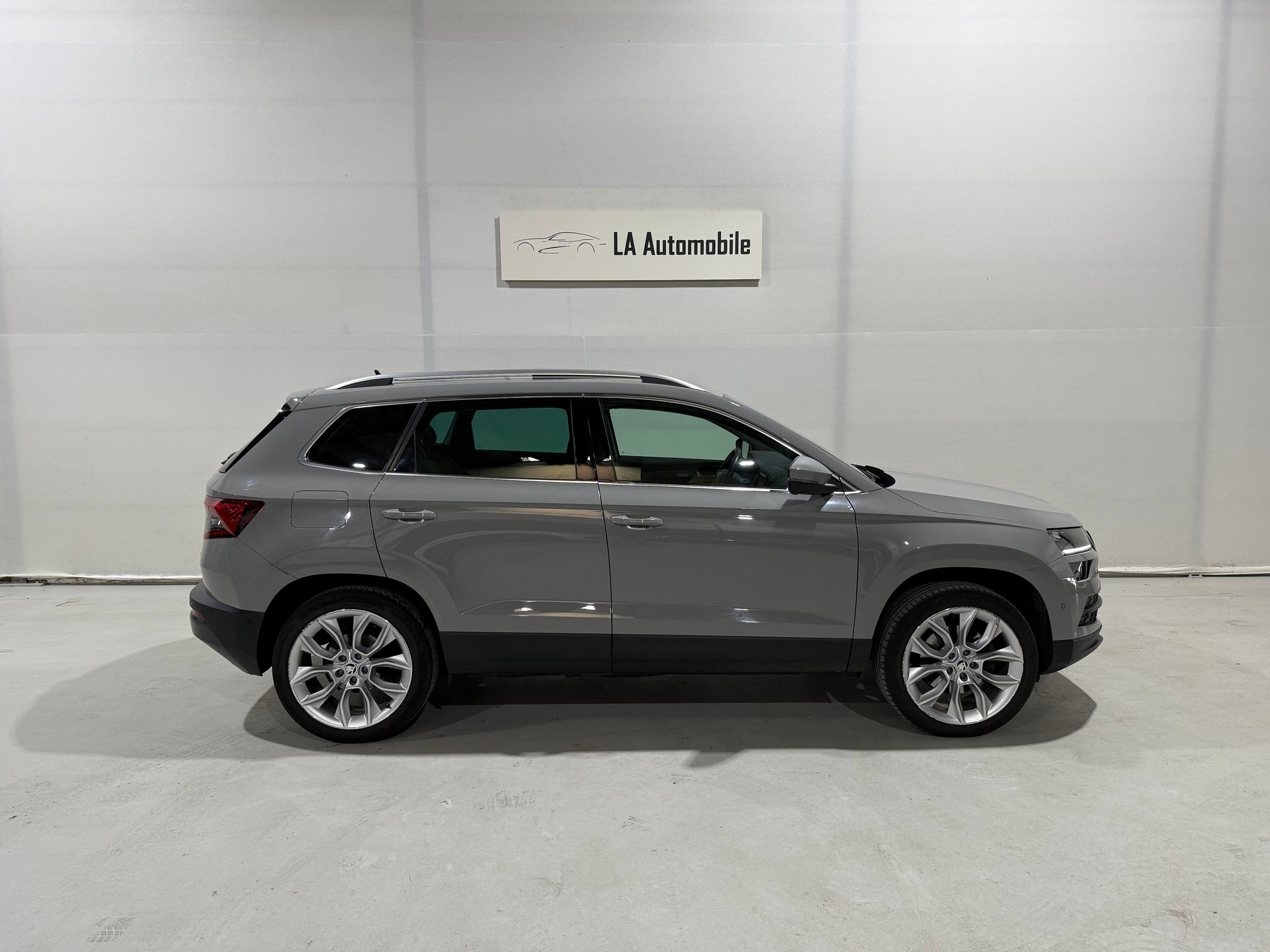 SKODA Karoq 2.0 TDI CR Style 4x4 DSG-image-6
