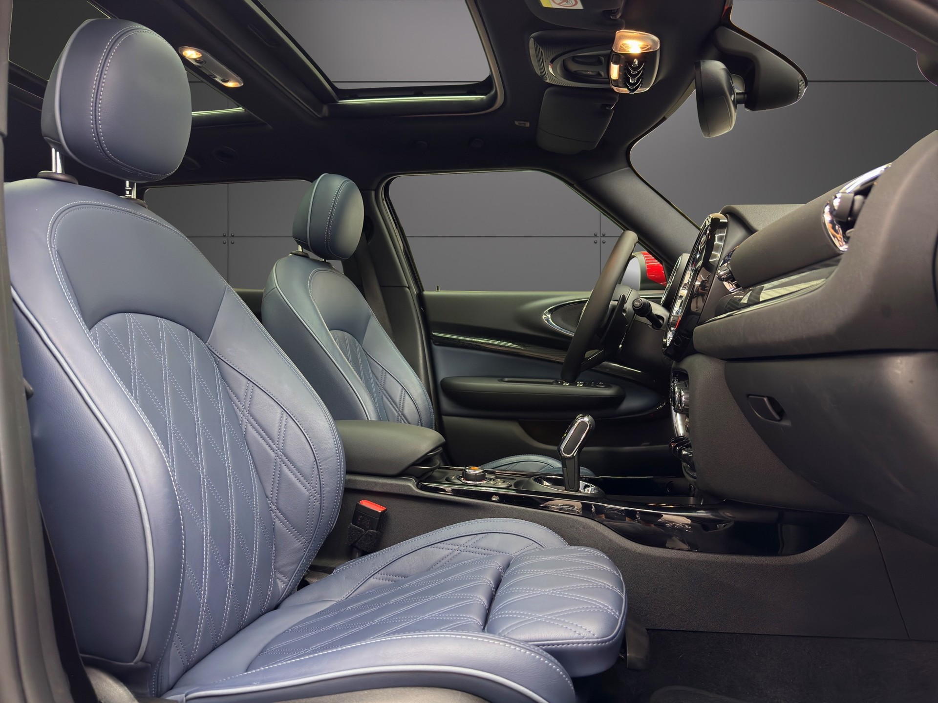 MINI Clubman Cooper John Cooper Works ALL4 Steptronic-image-13