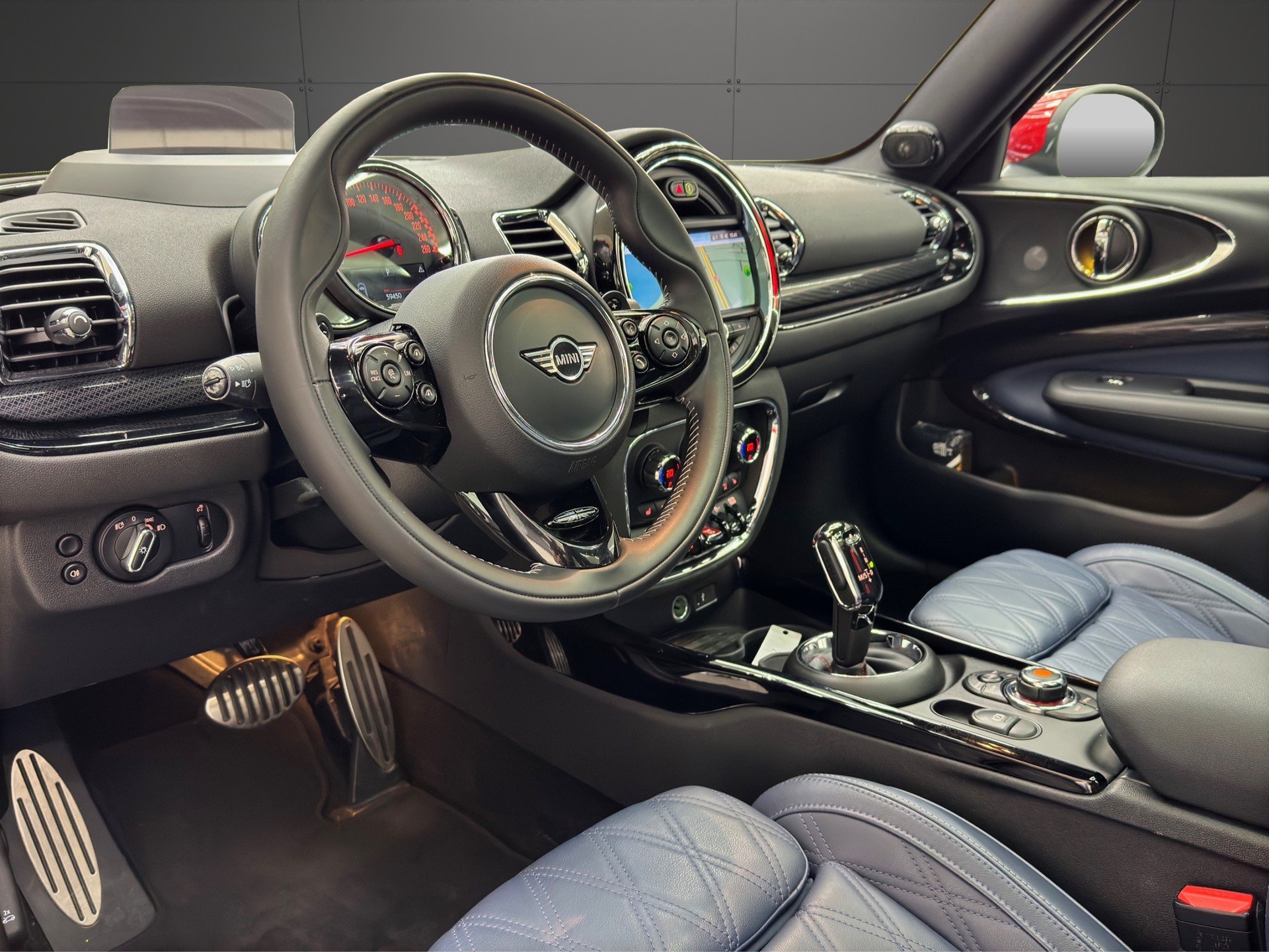 MINI Clubman Cooper John Cooper Works ALL4 Steptronic-image-9