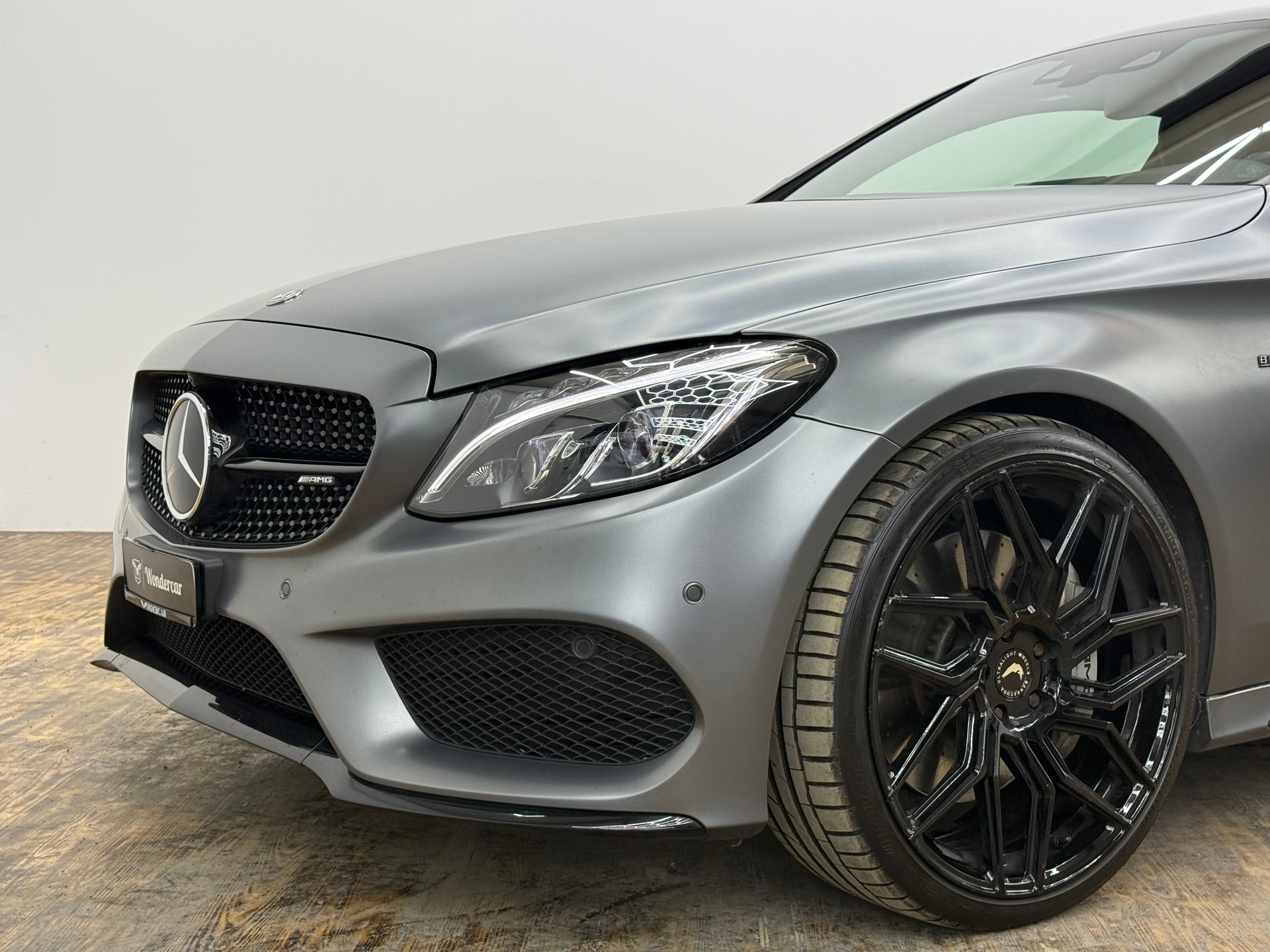 MERCEDES-BENZ C 43 AMG 4Matic 9G-tronic-image-4