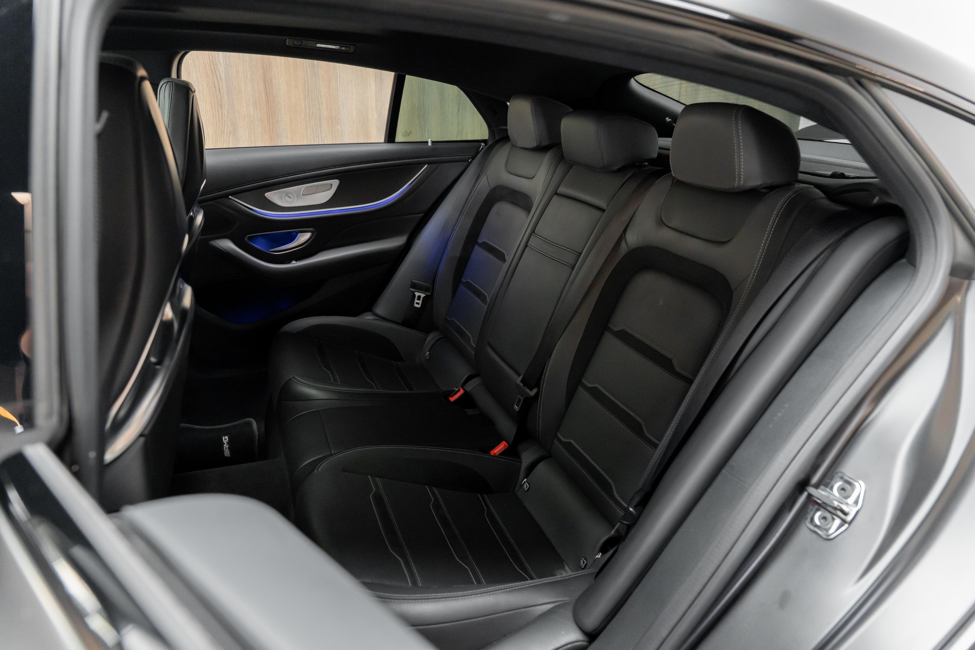 MERCEDES-BENZ AMG GT 4 53 4Matic+ Speedshift TCT-image-9