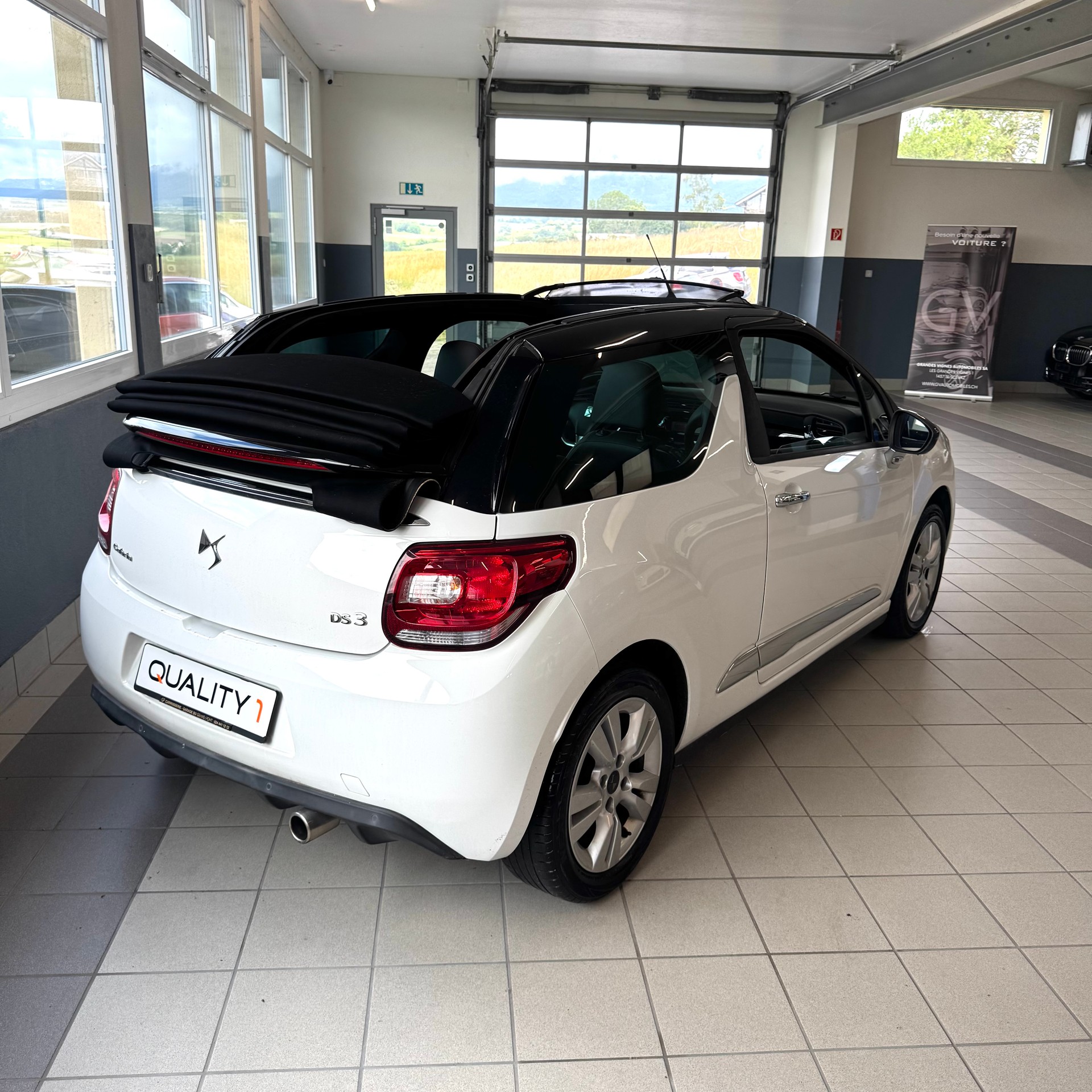 DS AUTOMOBILES DS 3 Cabrio 1.2 PureTech SO Chic-image-4