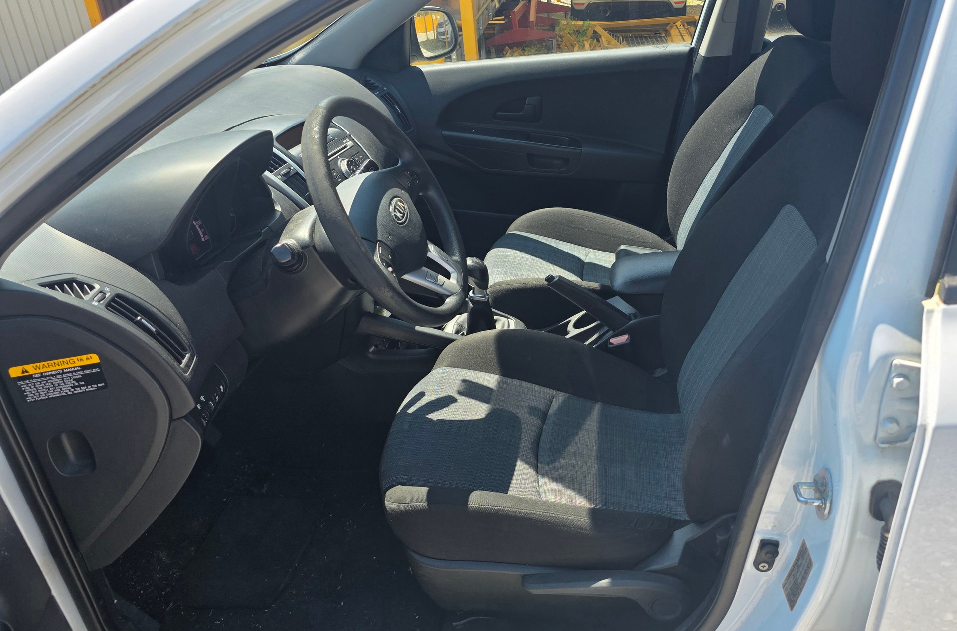 KIA Cee'd 1.4 16V Basic-image-5