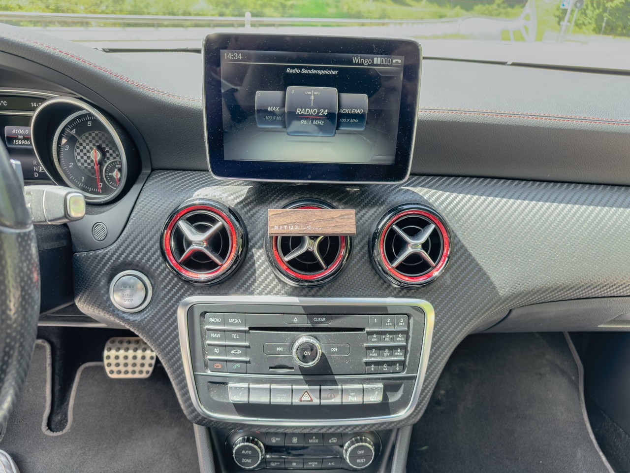 MERCEDES-BENZ A 250 Sport 4m-image-16