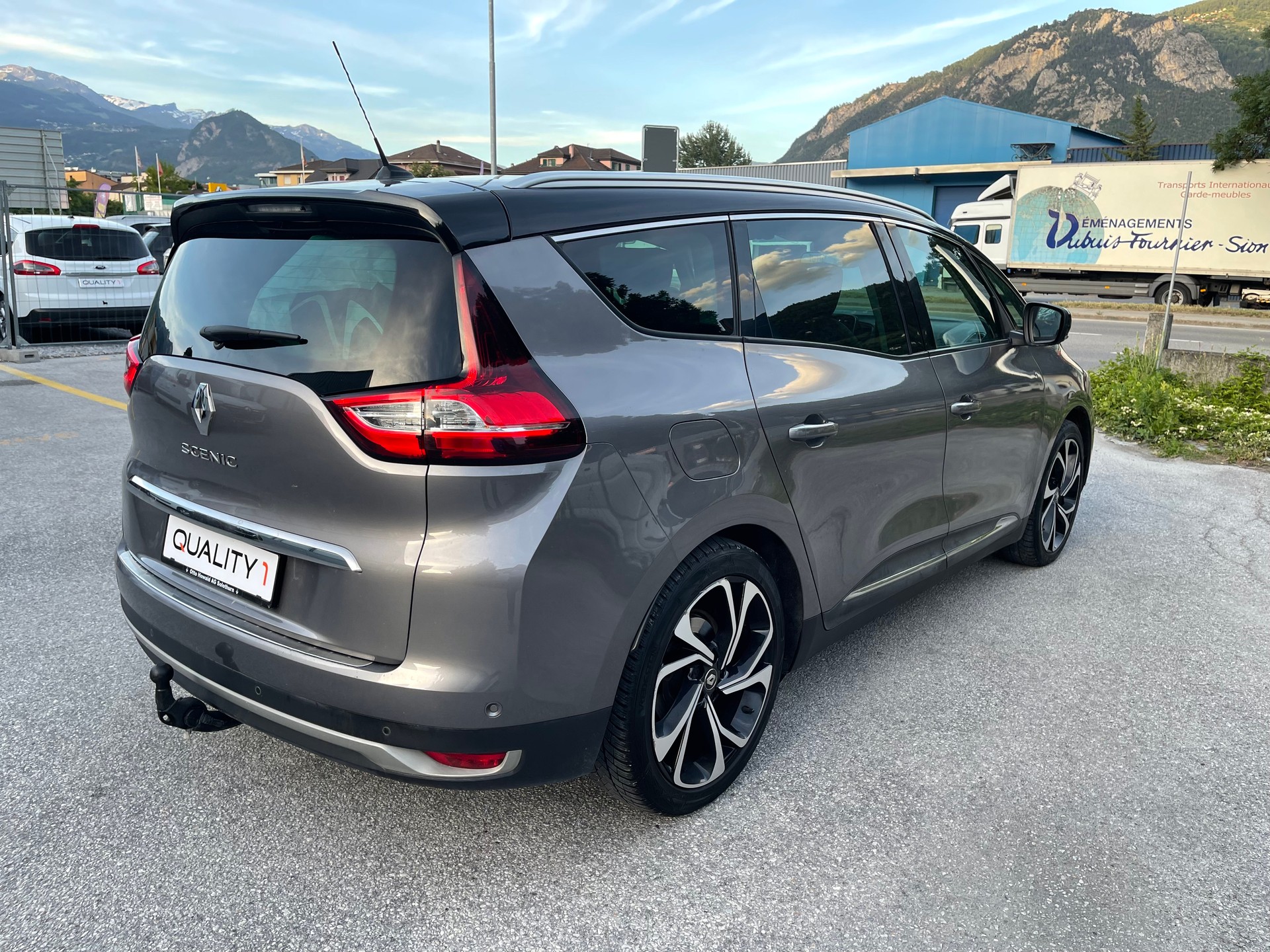 RENAULT Grand Scénic 1.6 dCi Bose EDC-image-28