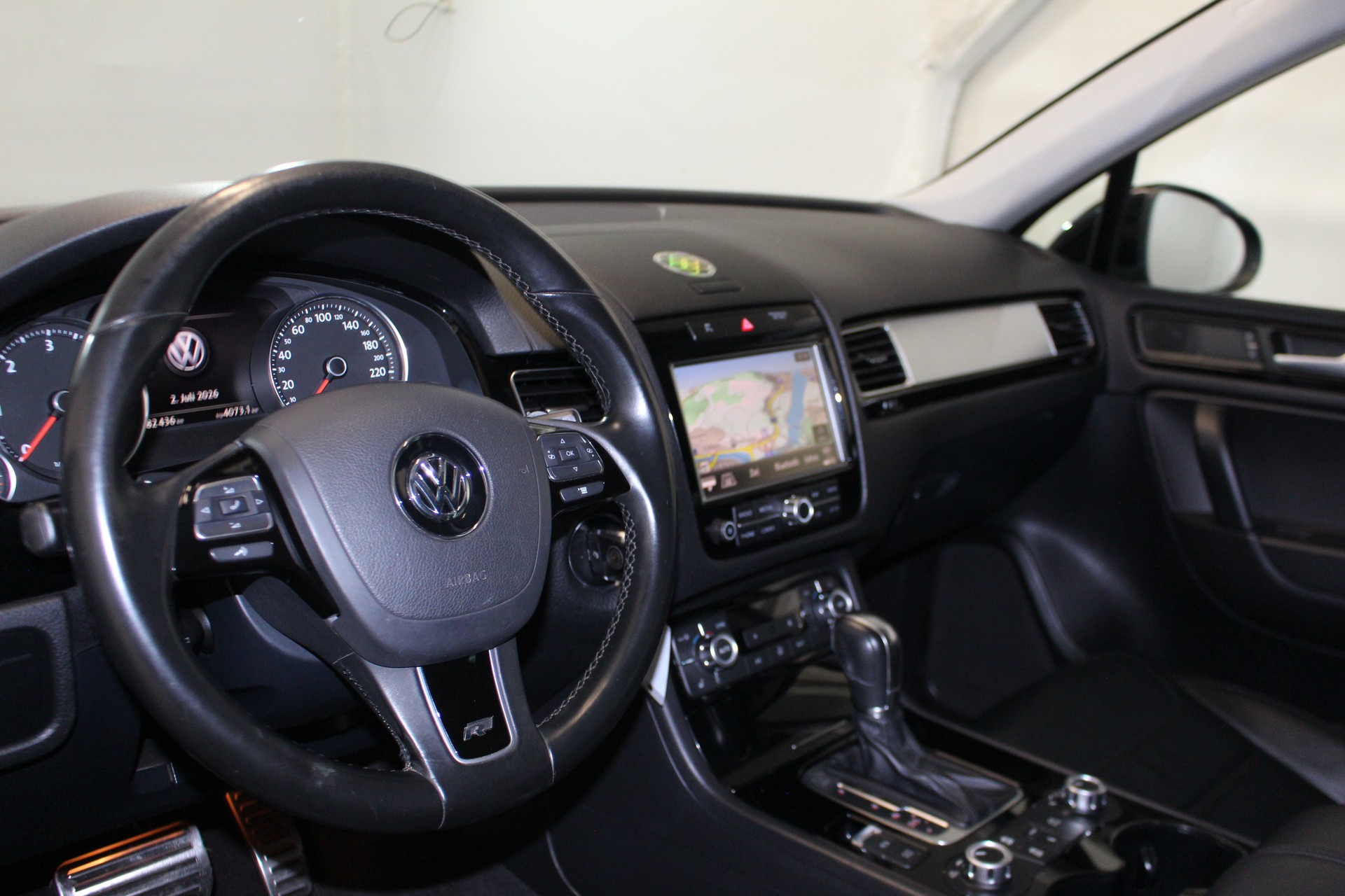 VW Touareg 3.0 V6 TDI 245 BlueMT-image-11