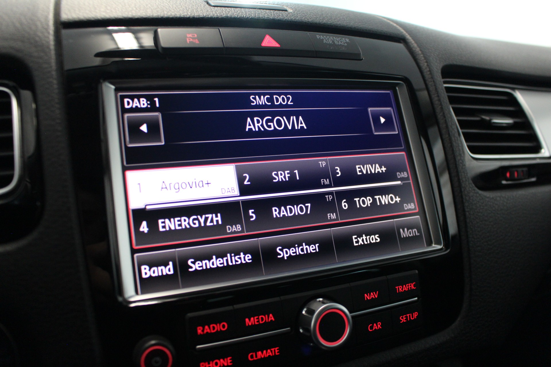 VW Touareg 3.0 V6 TDI 245 BlueMT-image-15
