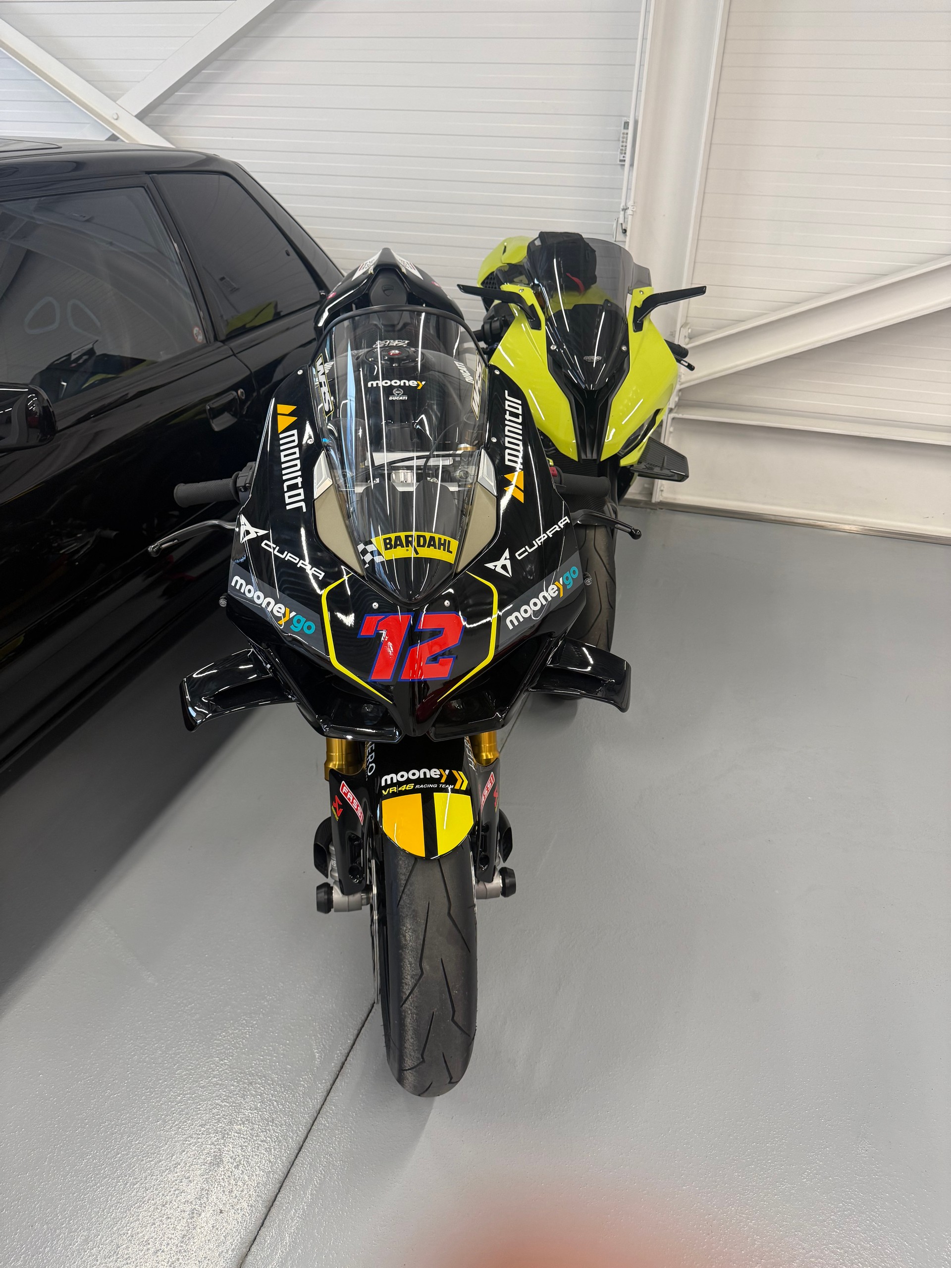DUCATI Panigale V4 Bezzechi 68/72