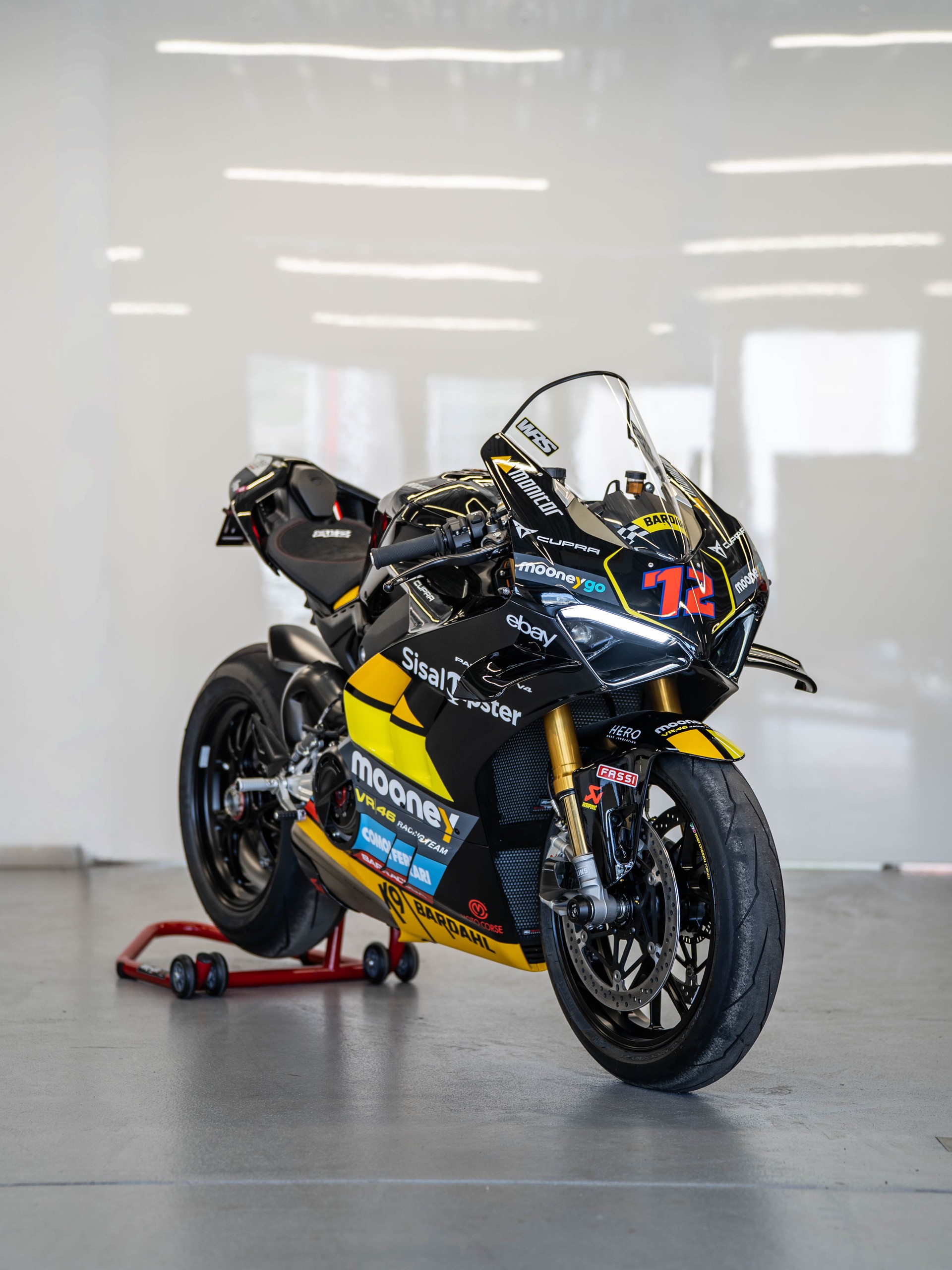 DUCATI Panigale V4 Bezzechi 68/72