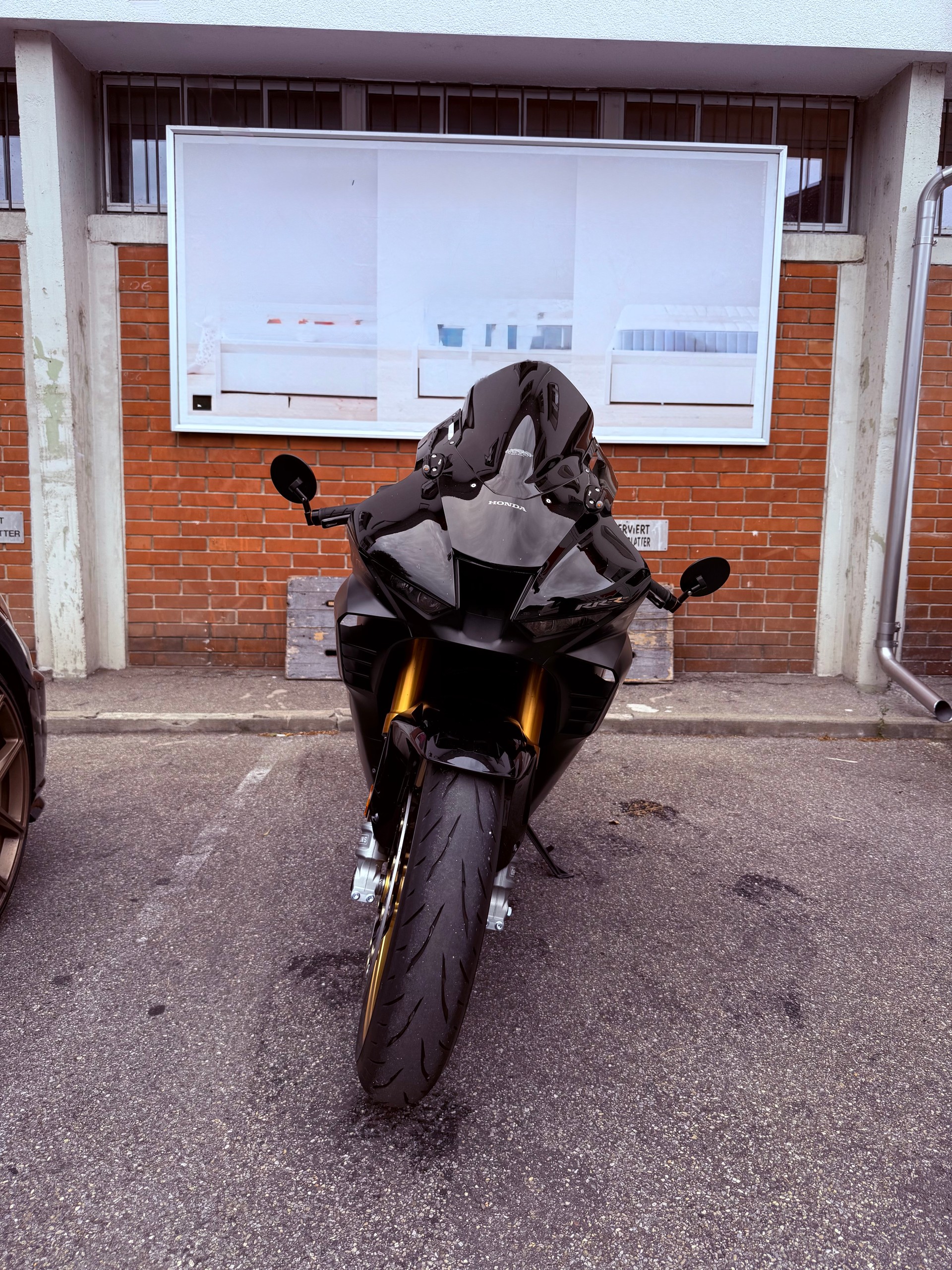 HONDA CBR 1000 RR-R SP-image-1