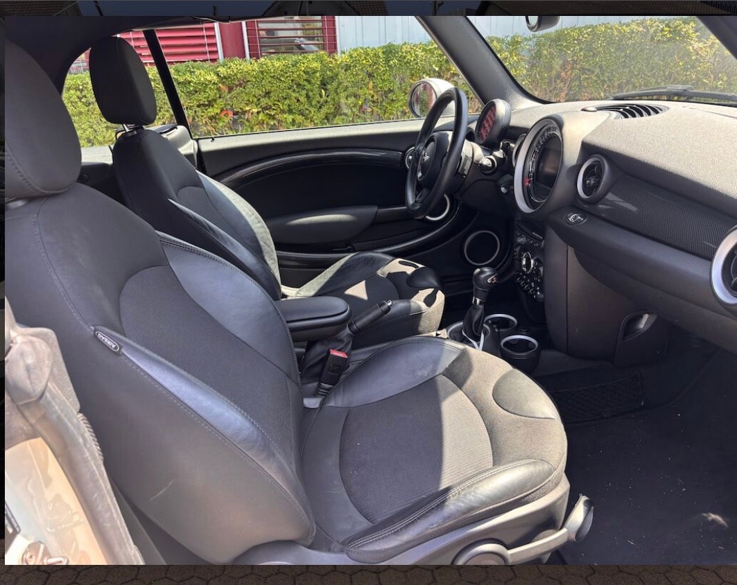 MINI Cooper S Cabriolet Steptronic-image-5