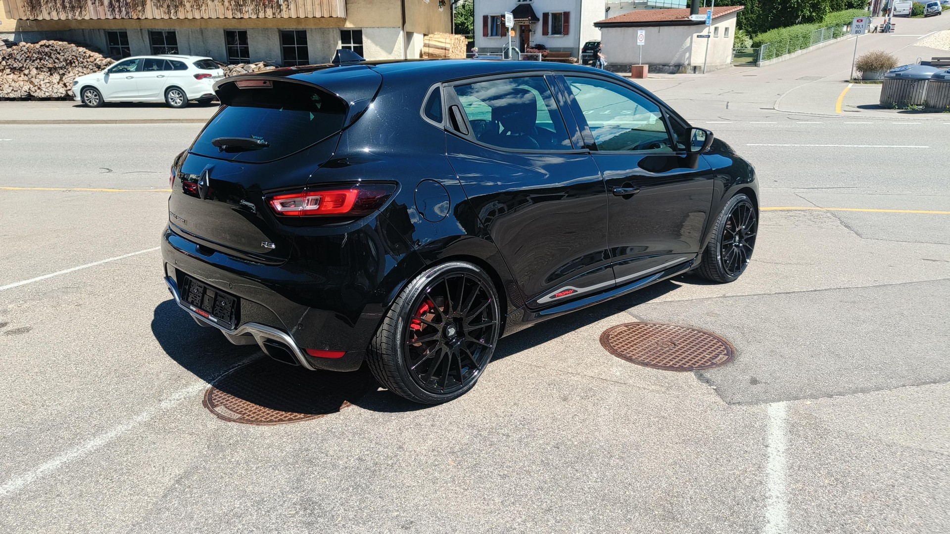RENAULT Clio 1.6 T RS 220 Trophy EDC-image-5