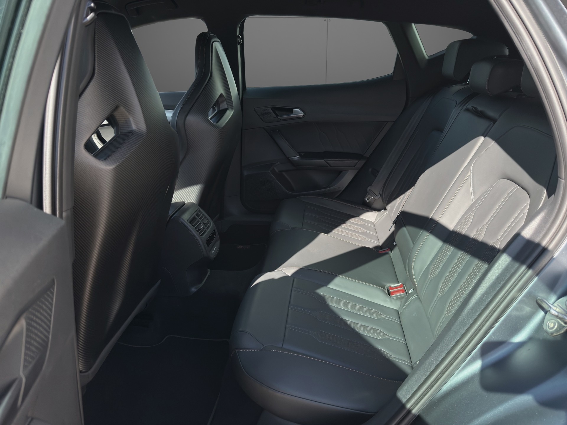 CUPRA Formentor 2.5TSI VZ5 4Drive DSG-image-8