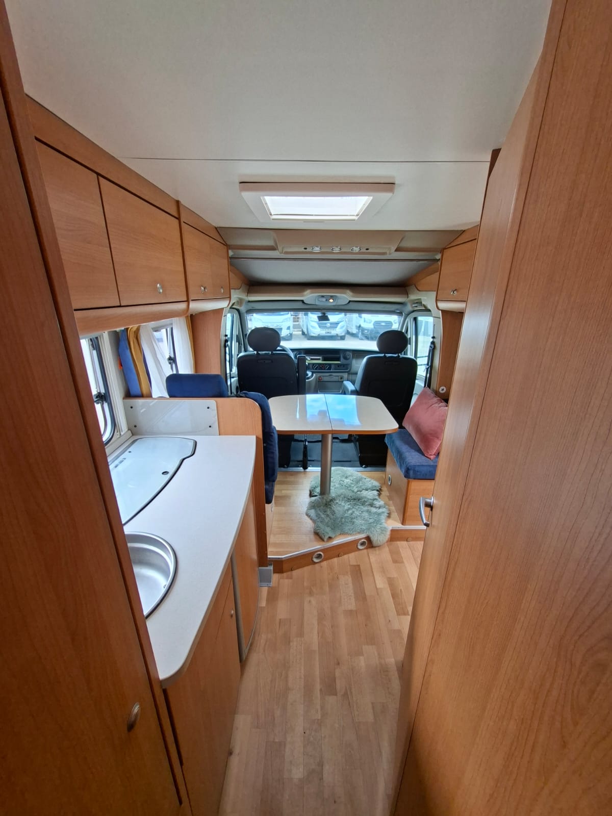RENAULT Knaus Tabbert R15-image-9