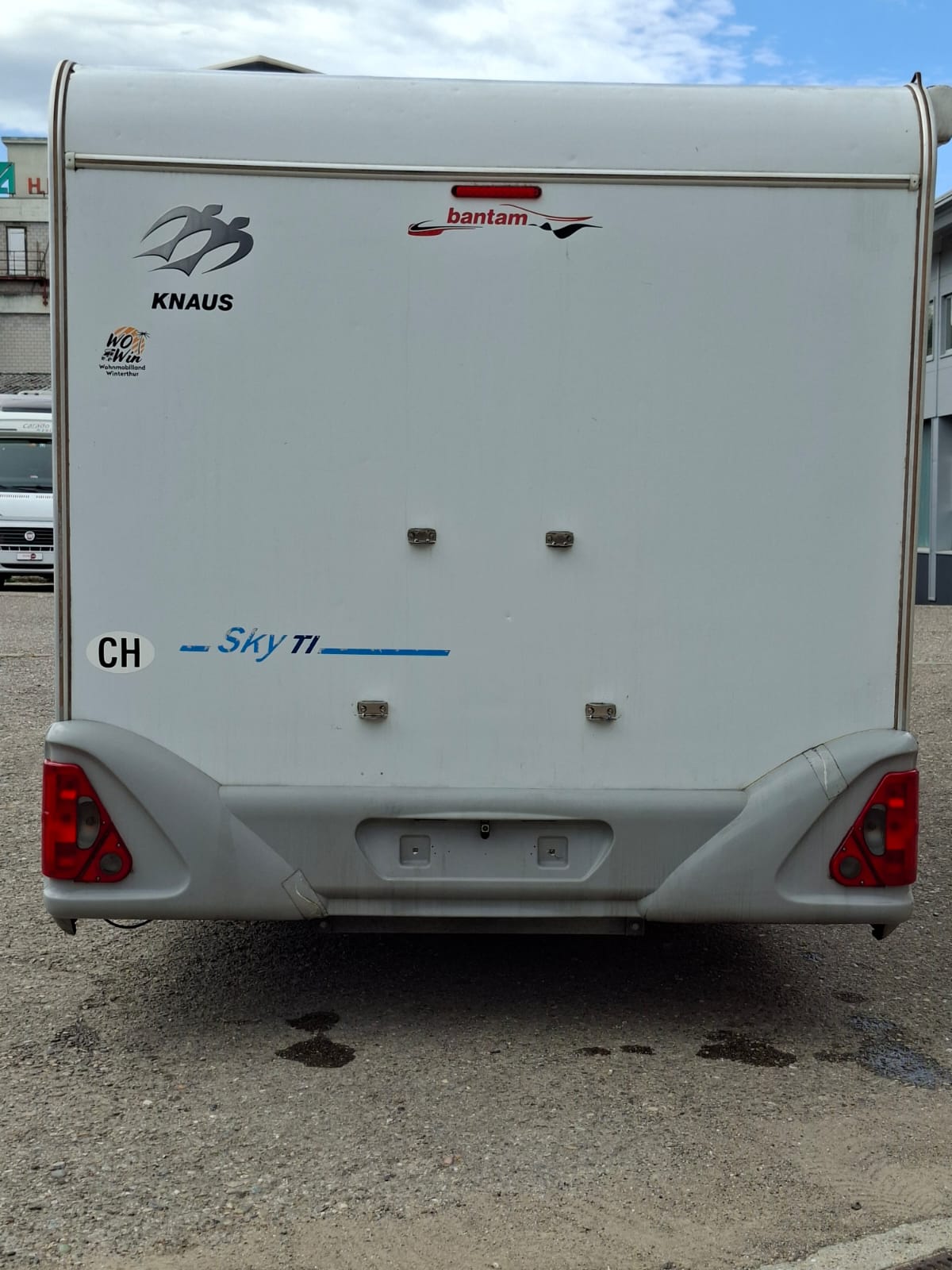RENAULT Knaus Tabbert R15-image-13