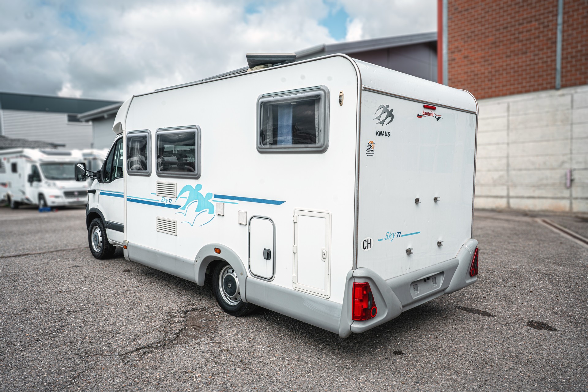 RENAULT Knaus Tabbert R15 / Ab MFK und Garantie-image-2