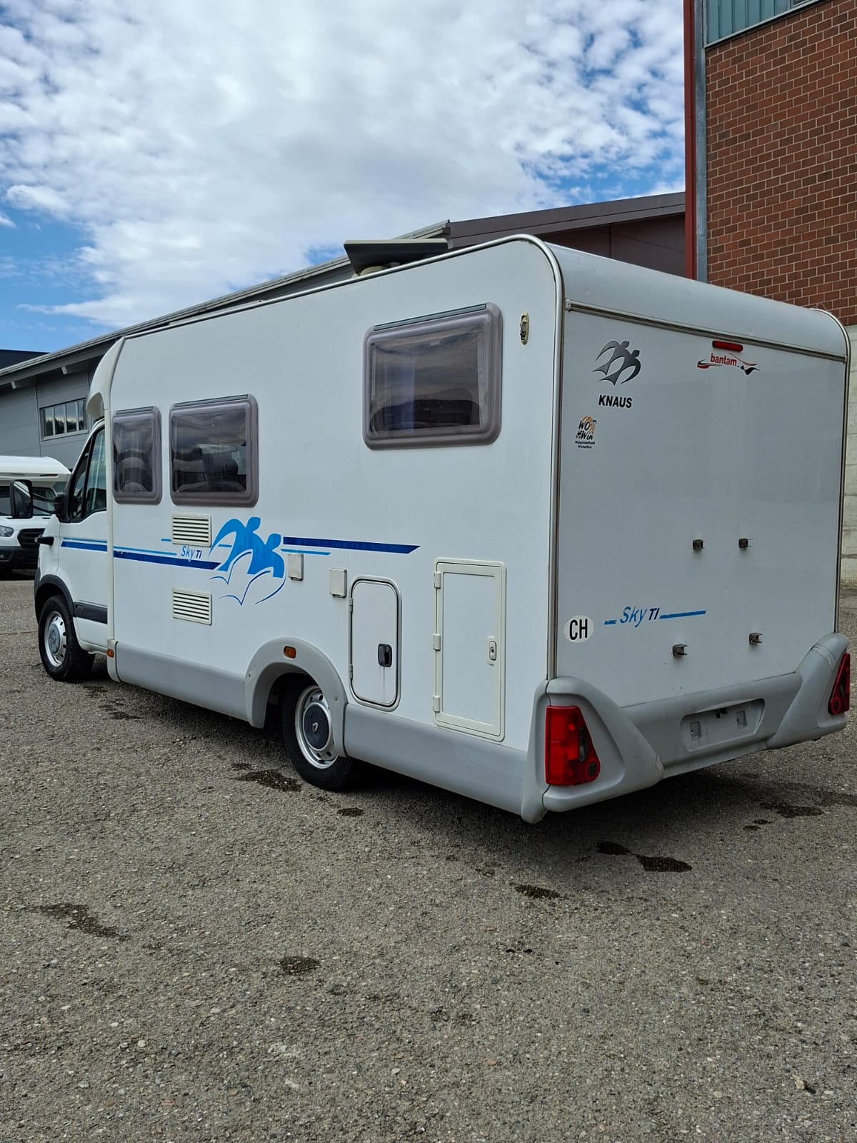 RENAULT Knaus Tabbert R15-image-2