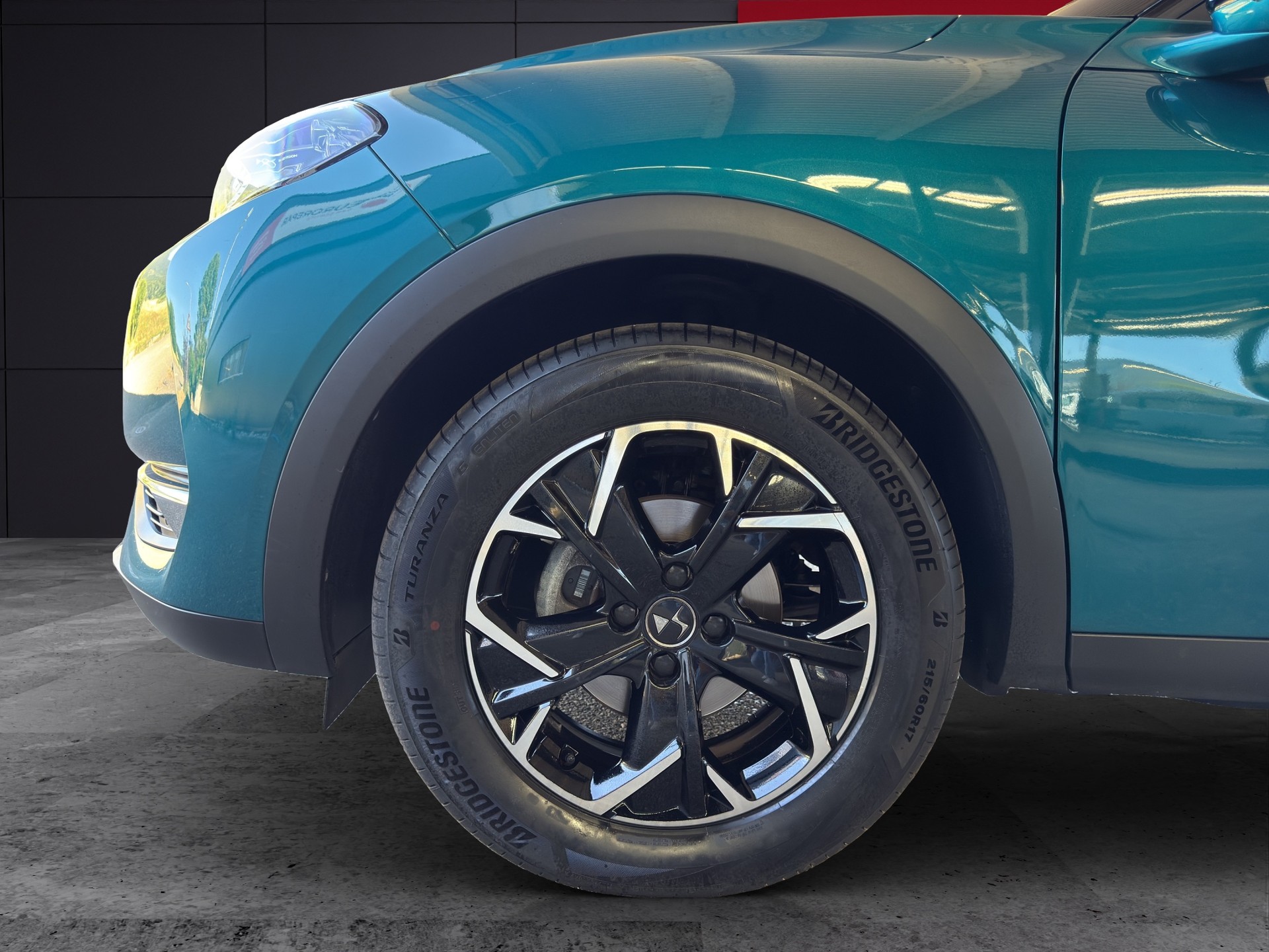DS AUTOMOBILES DS3 1.2 Club EAT8-showroom-element-3