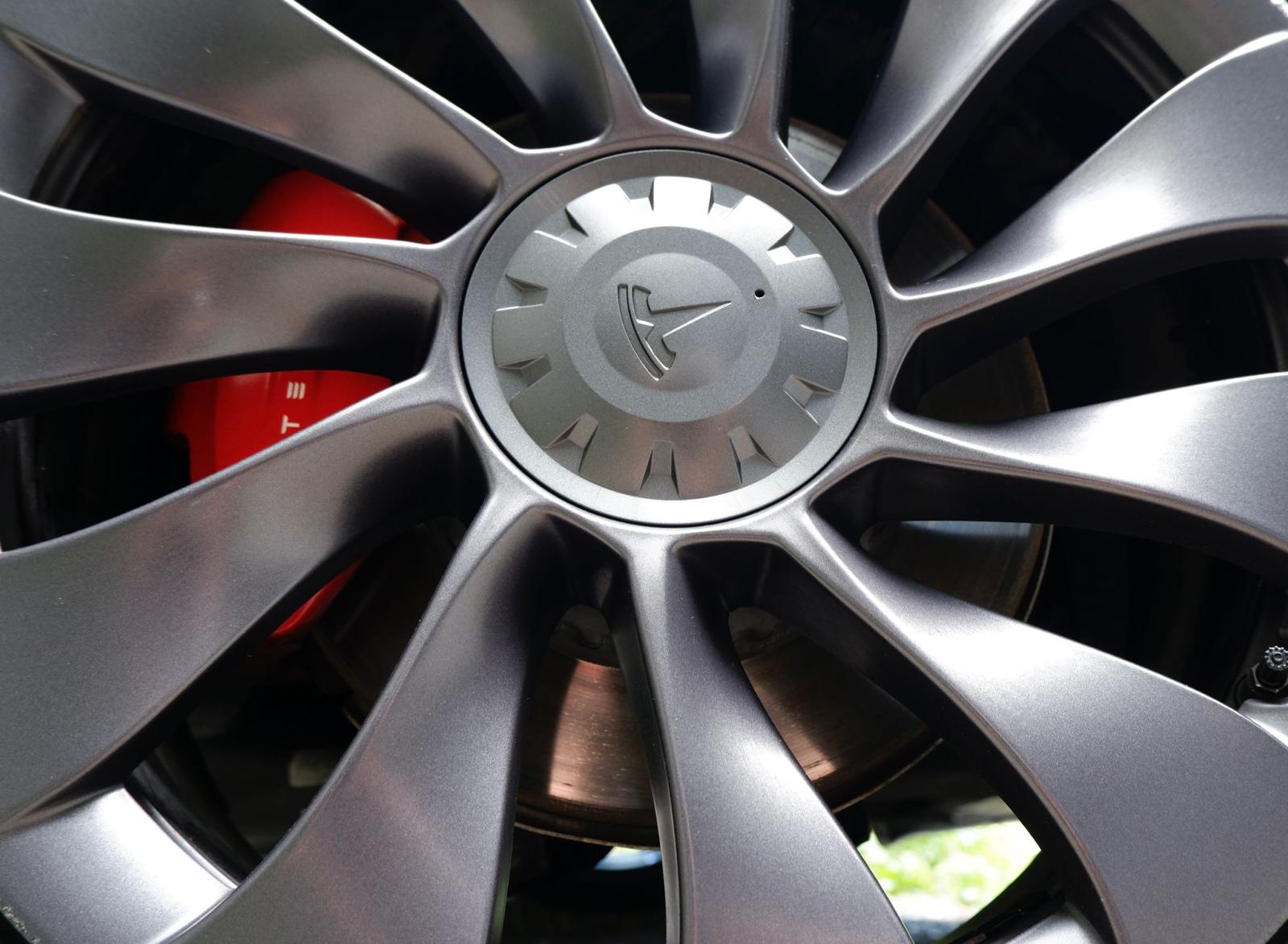 TESLA Model 3 Performance Dual Motor AWD-image-8