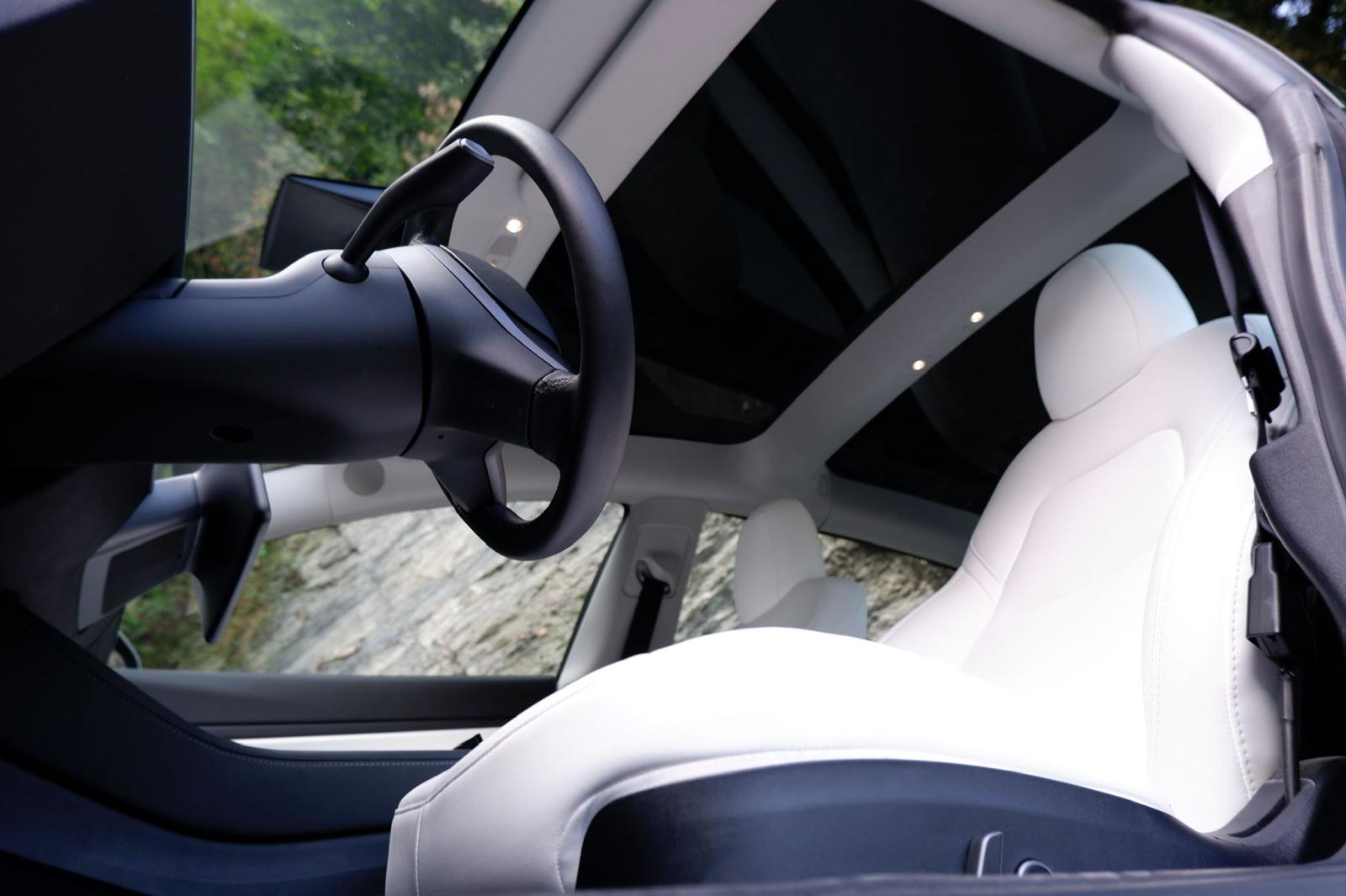 TESLA Model 3 Performance Dual Motor AWD-image-9