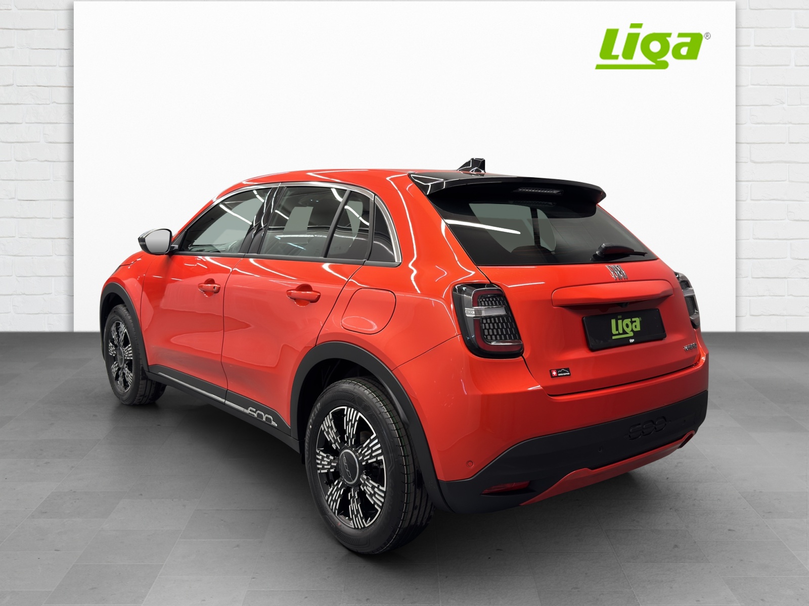 FIAT 600 1.2 Hybrid Cult C&S&W-showroom-element-3