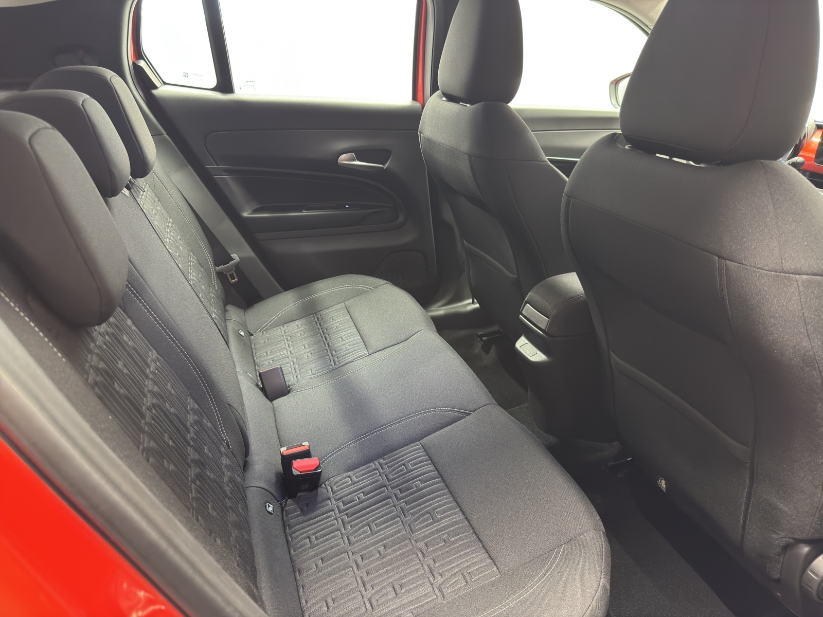 FIAT 600 1.2 Hybrid Cult C&S&W-image-9