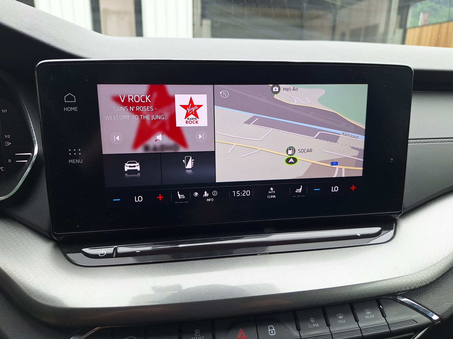 SKODA Octavia Combi 2.0 TDI DSG Ambition-image-10